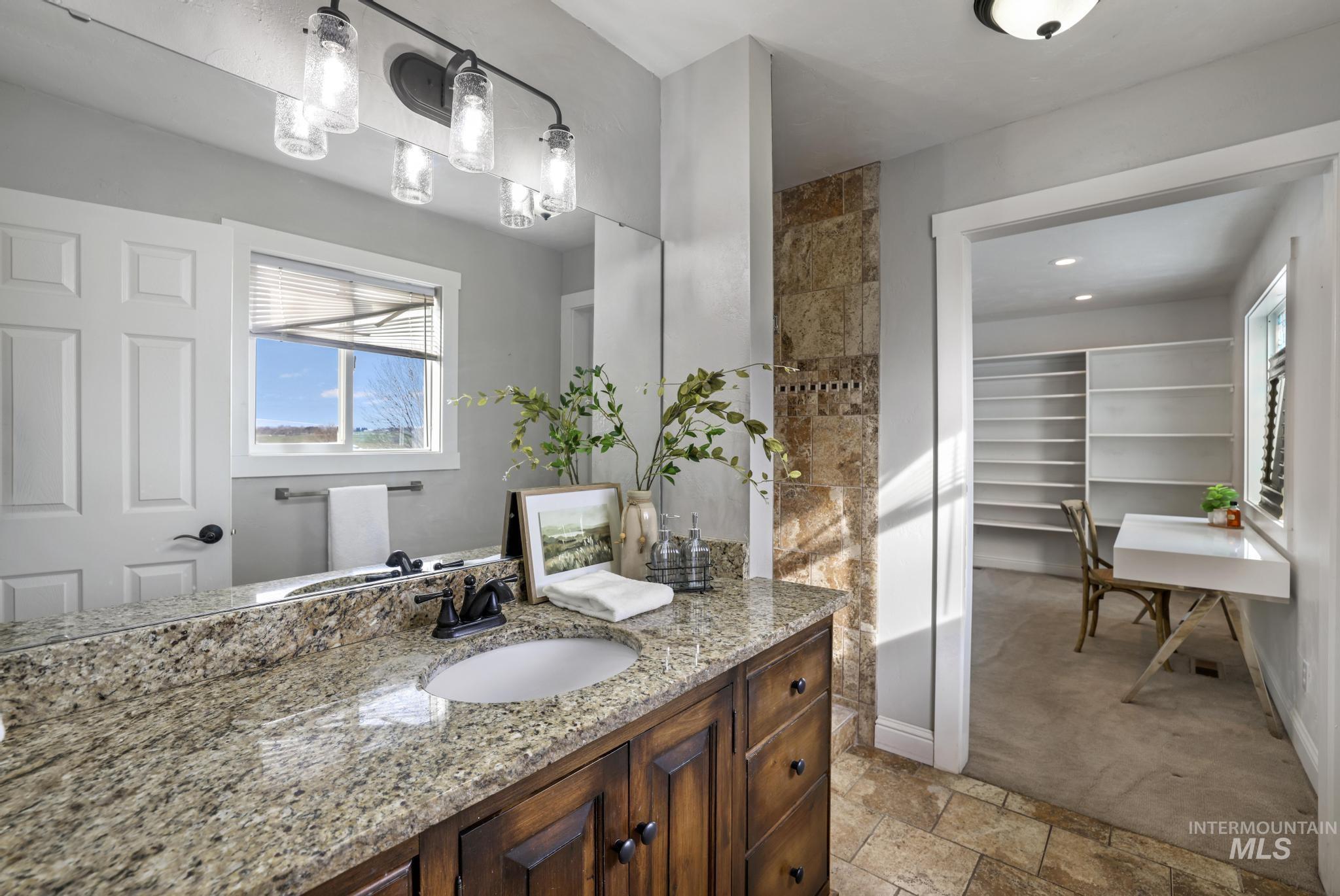 111 View Dr, Jerome, Idaho 83338, 4 Bedrooms, 3 Bathrooms, Residential For Sale, Price $825,000,MLS 98973978