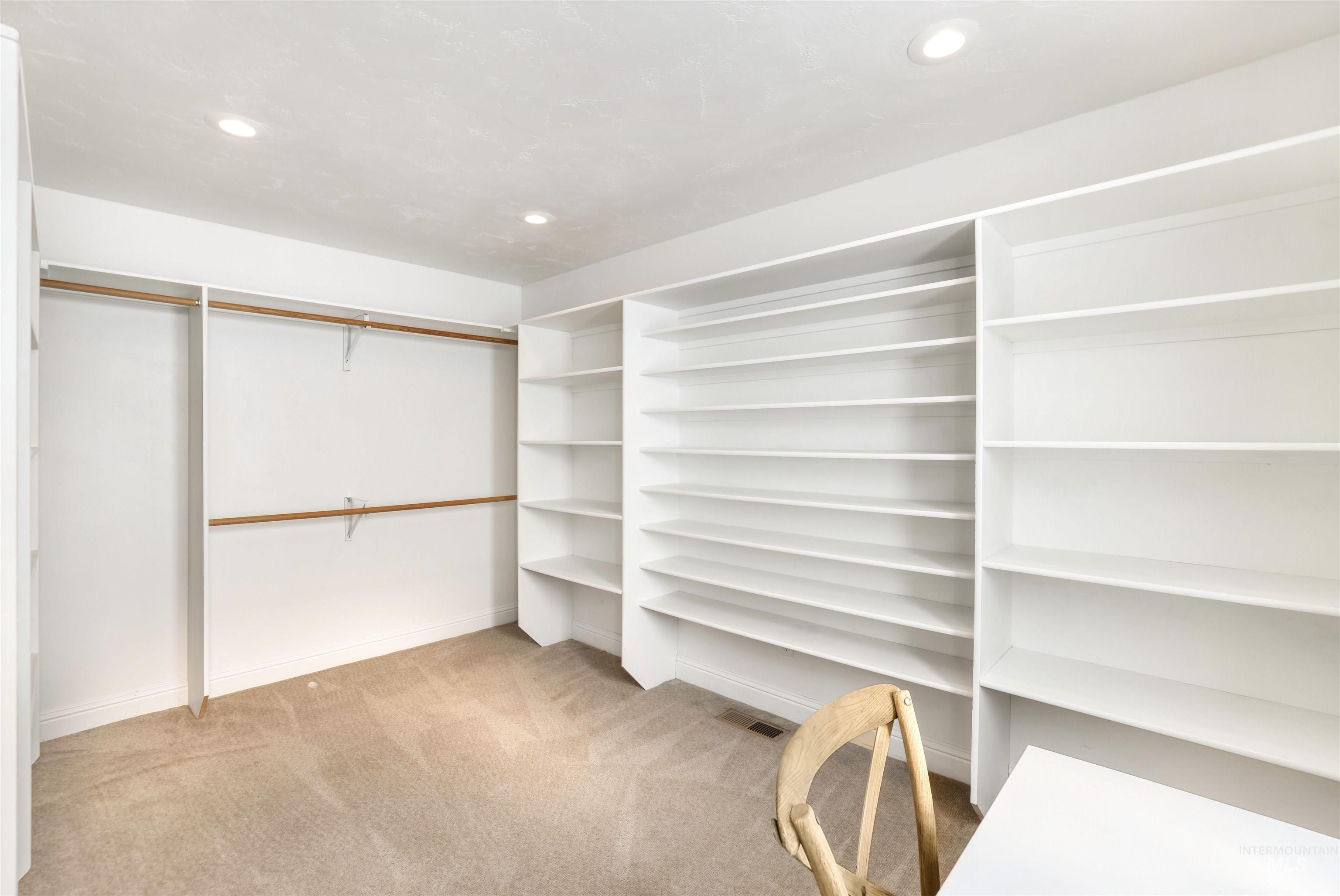 111 View Dr, Jerome, Idaho 83338, 4 Bedrooms, 3 Bathrooms, Residential For Sale, Price $825,000, 98973978