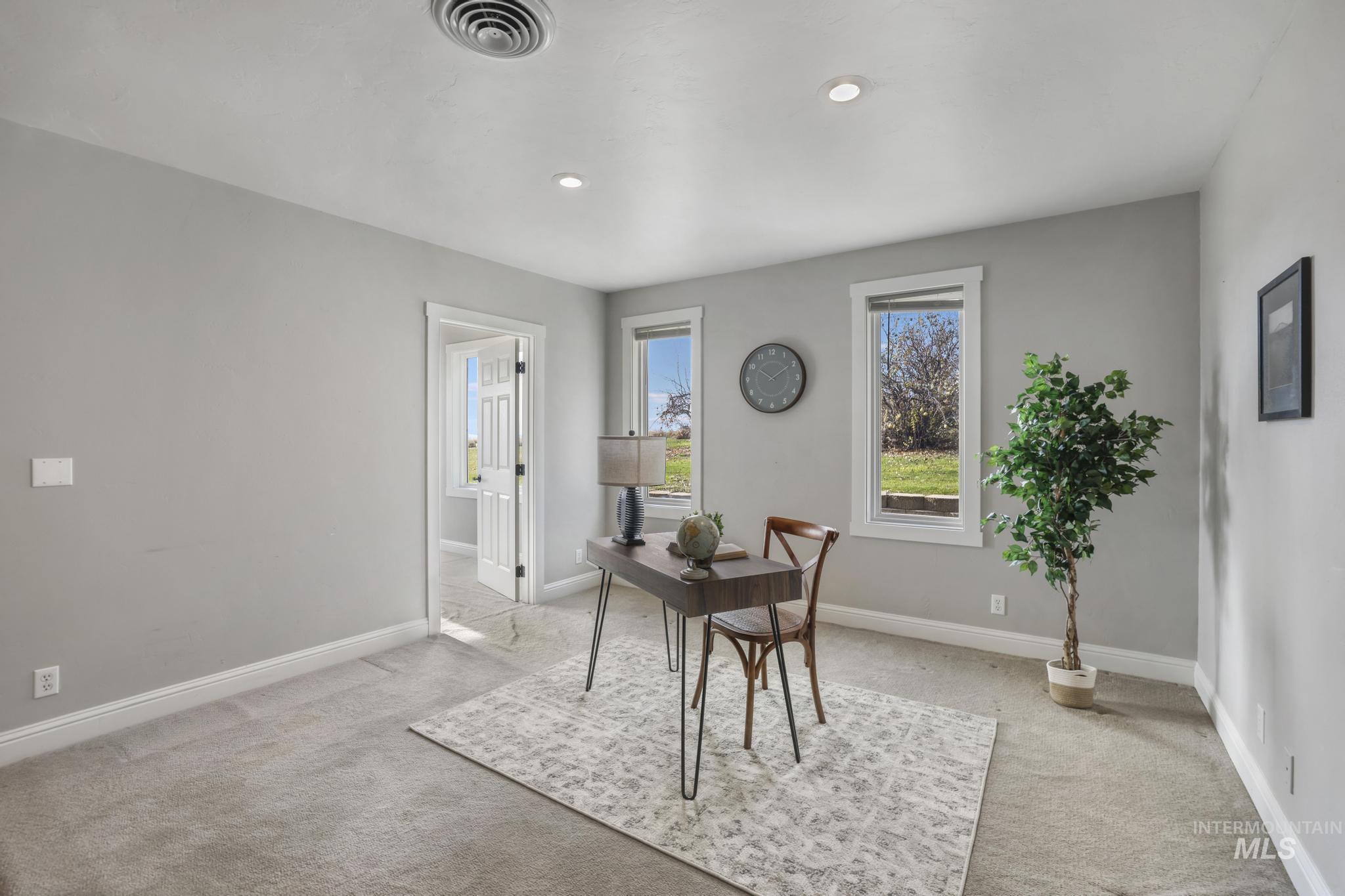 111 View Dr, Jerome, Idaho 83338, 4 Bedrooms, 3 Bathrooms, Residential For Sale, Price $825,000, 98973978