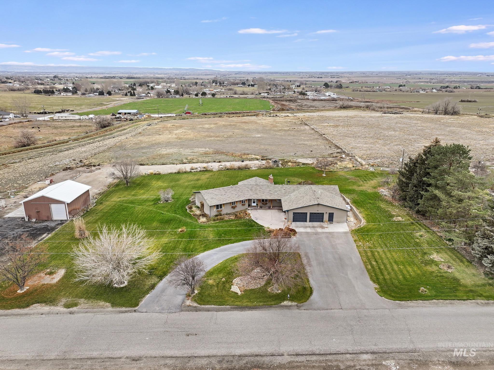 111 View Dr, Jerome, Idaho 83338, 4 Bedrooms, 3 Bathrooms, Residential For Sale, Price $825,000, 98973978