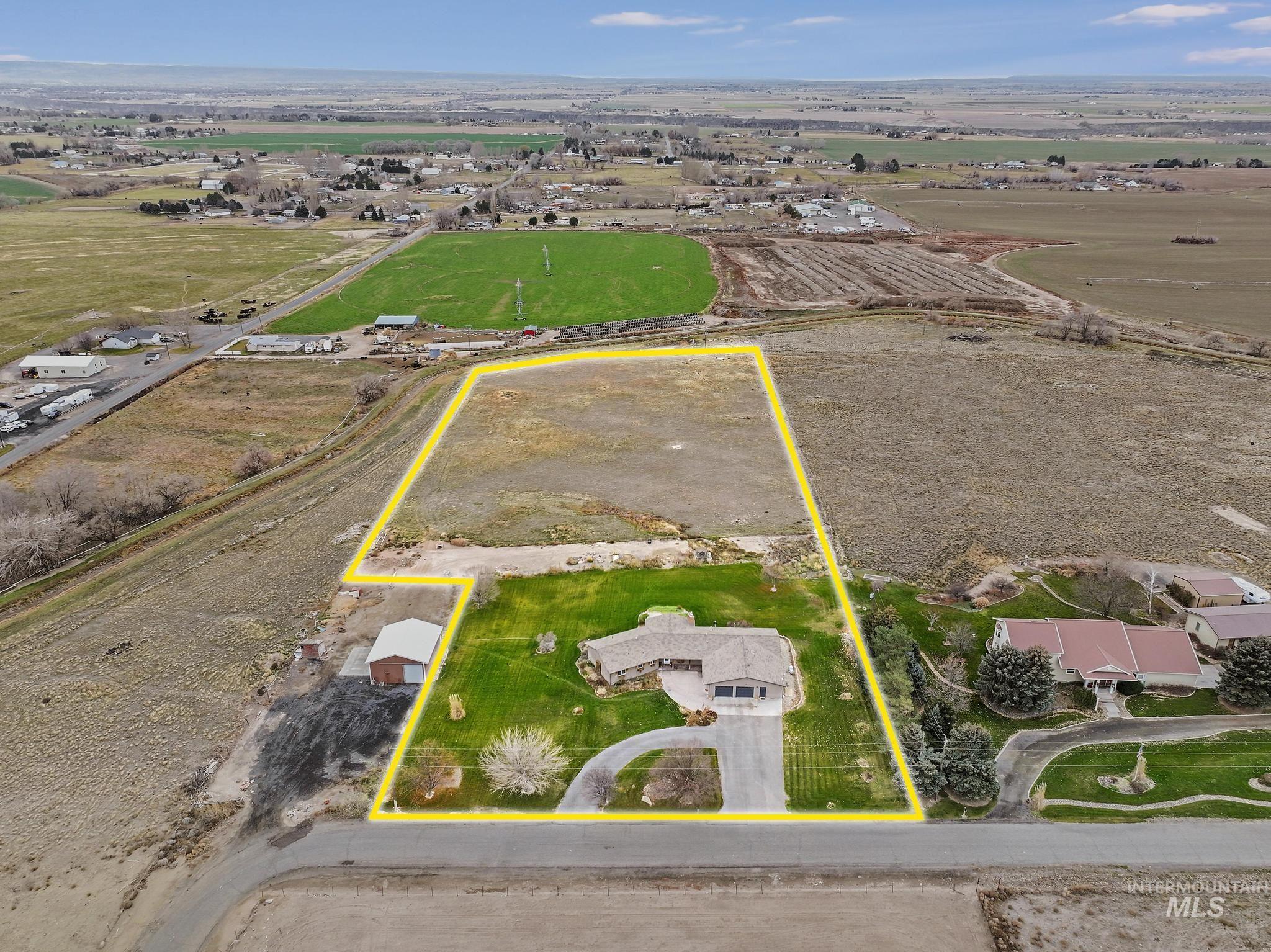 111 View Dr, Jerome, Idaho 83338, 4 Bedrooms, 3 Bathrooms, Residential For Sale, Price $825,000,MLS 98973978