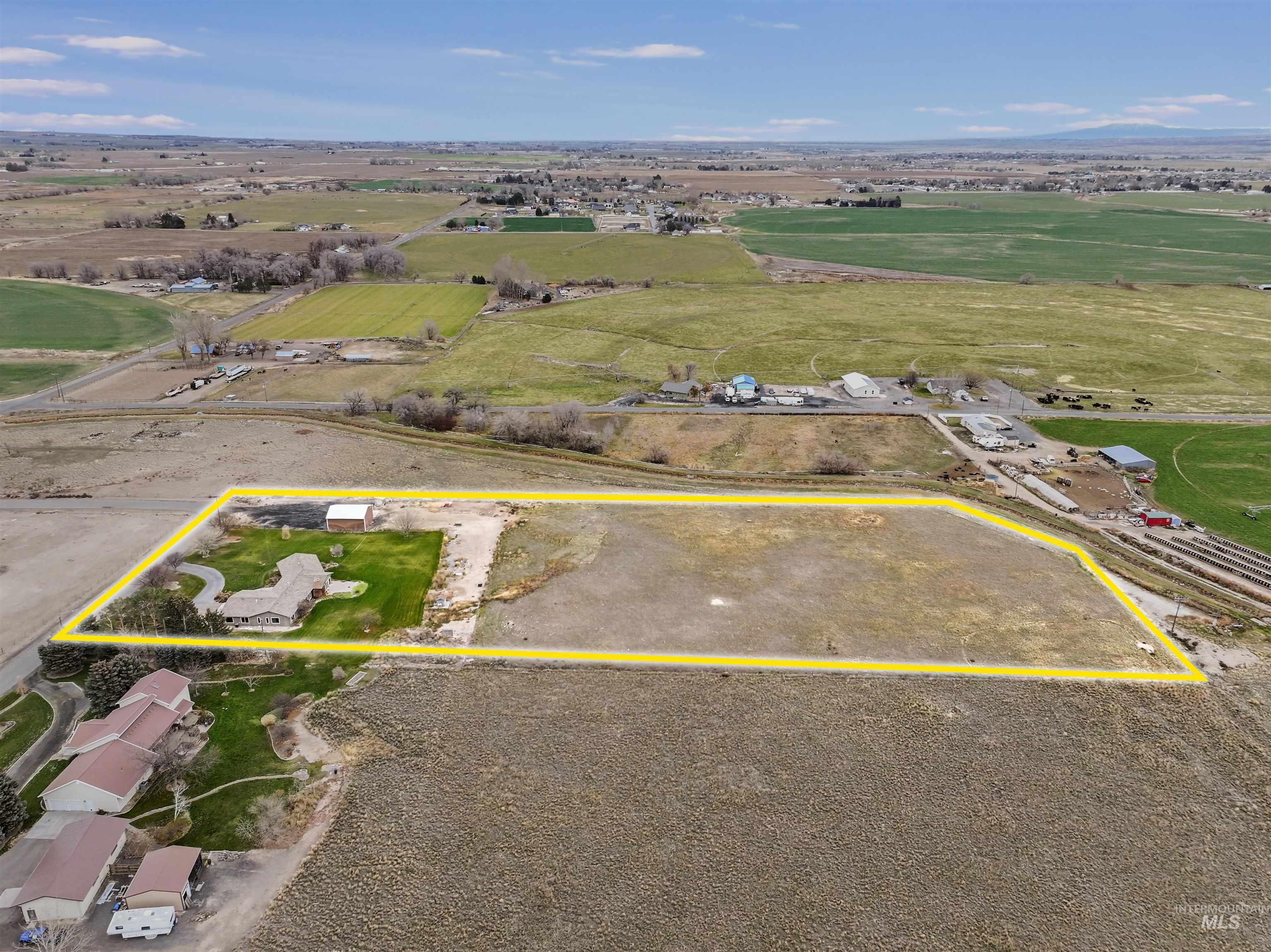 111 View Dr, Jerome, Idaho 83338, 4 Bedrooms, 3 Bathrooms, Residential For Sale, Price $825,000, 98973978