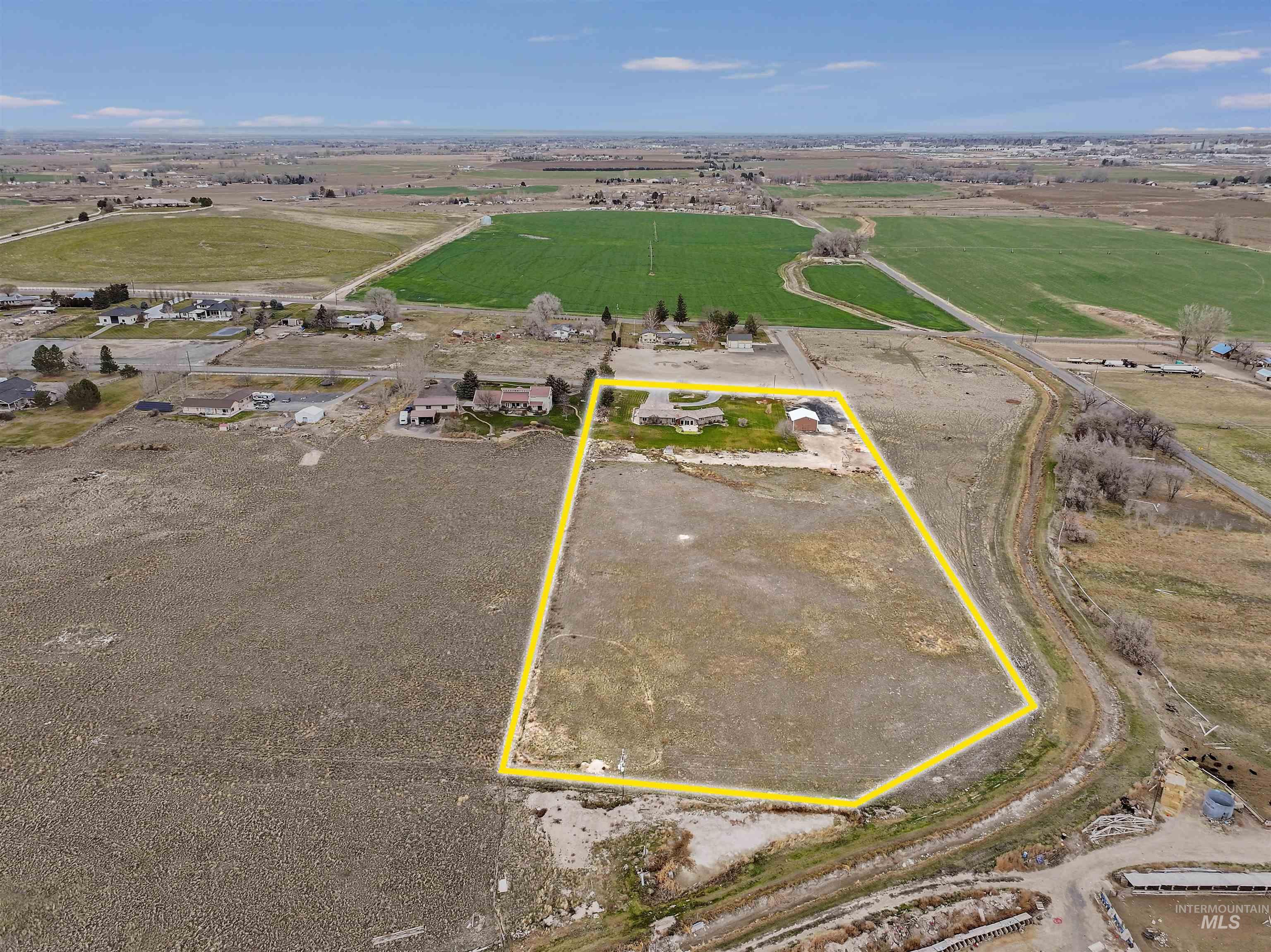 111 View Dr, Jerome, Idaho 83338, 4 Bedrooms, 3 Bathrooms, Residential For Sale, Price $825,000, 98973978