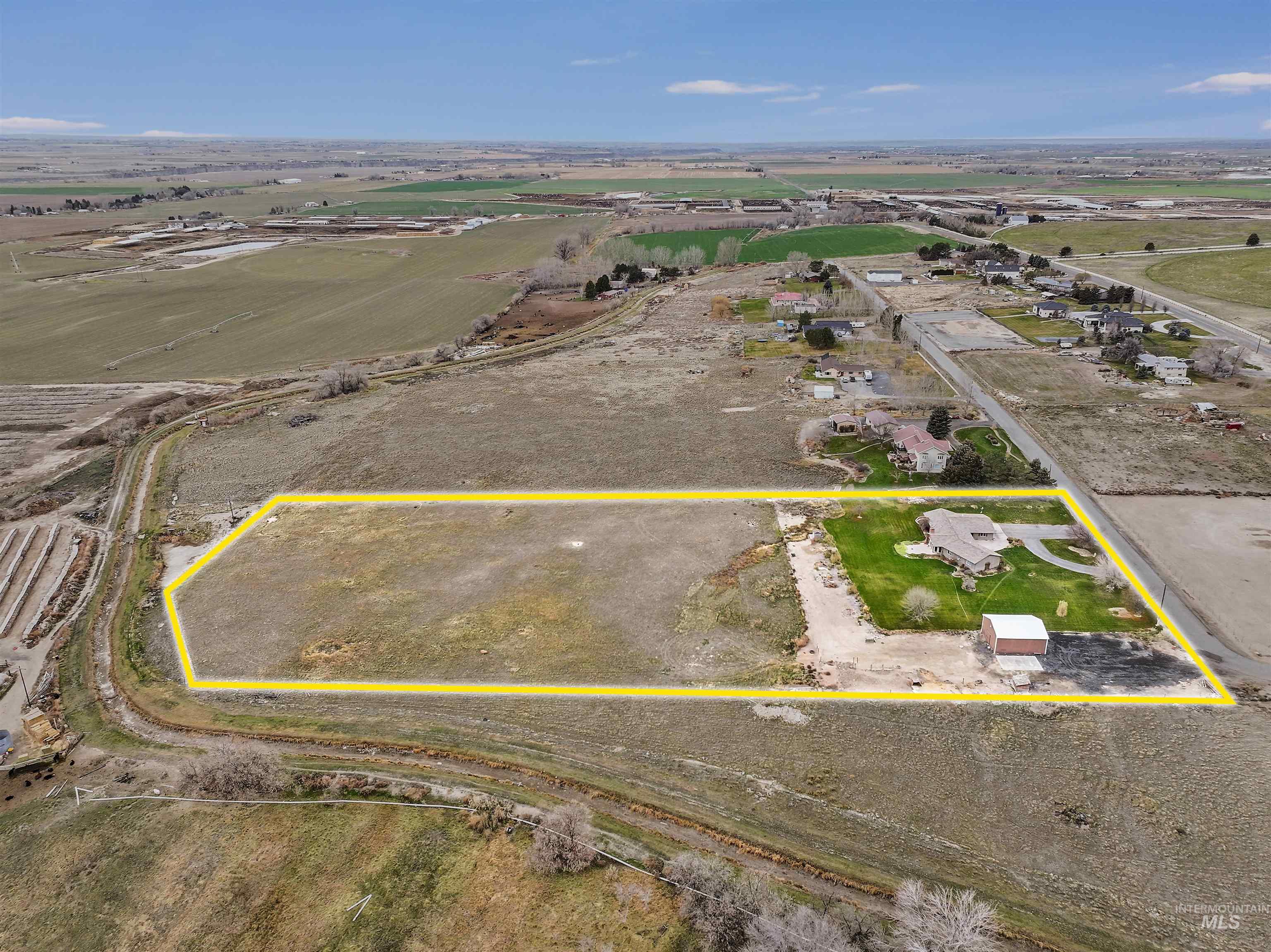 111 View Dr, Jerome, Idaho 83338, 4 Bedrooms, 3 Bathrooms, Residential For Sale, Price $825,000, 98973978