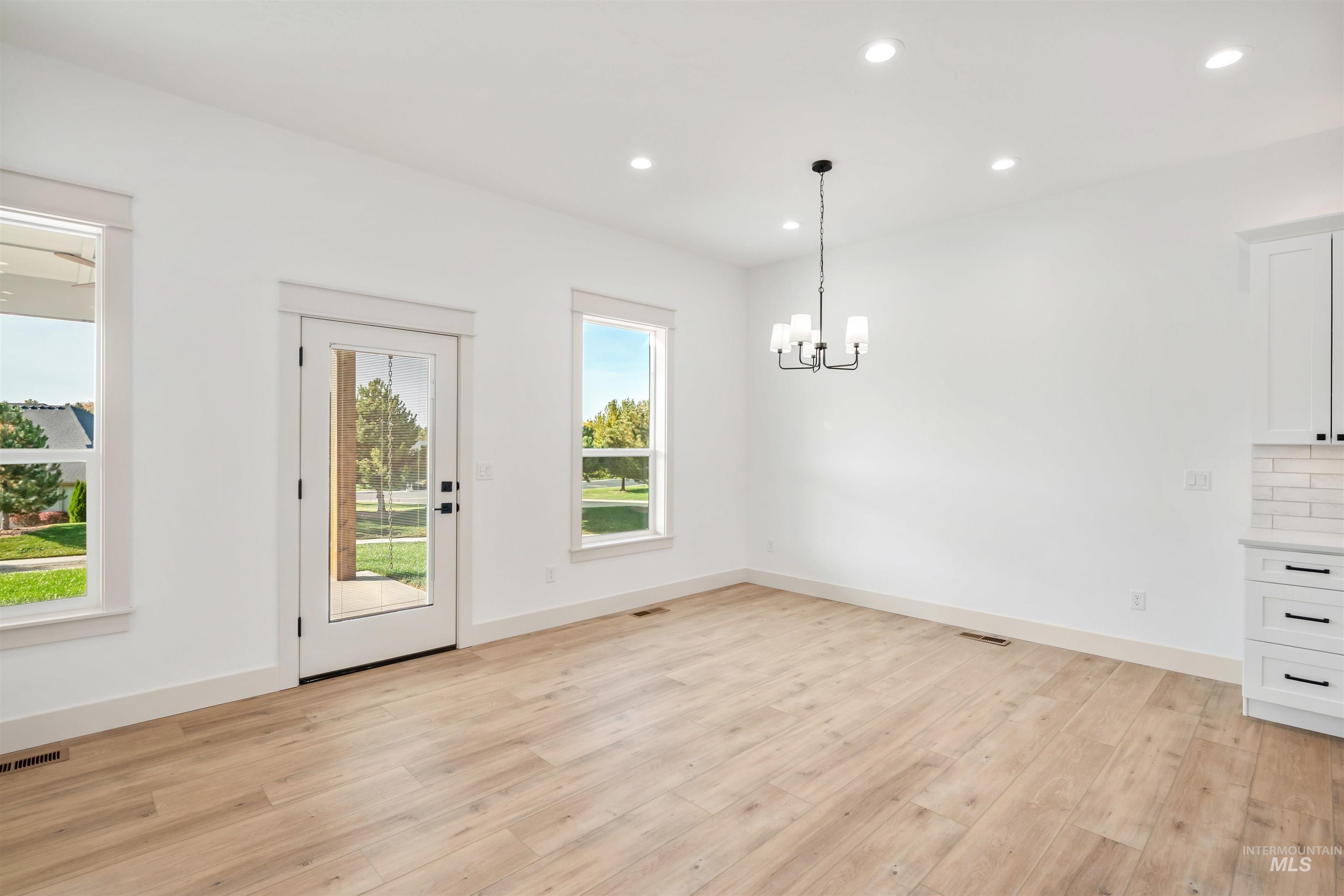 438 E Elaine Ct, Nampa, Idaho 83686, 3 Bedrooms, 2.5 Bathrooms, Residential For Sale, Price $699,900, 98973979