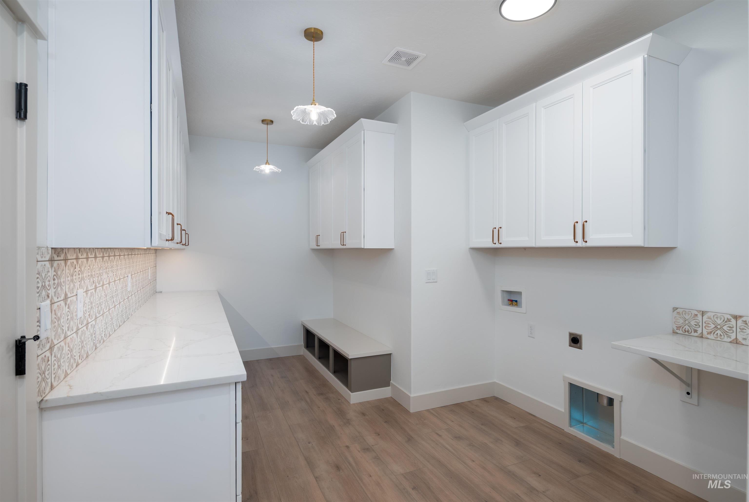 438 E Elaine Ct, Nampa, Idaho 83686, 3 Bedrooms, 2.5 Bathrooms, Residential For Sale, Price $699,900, 98973979