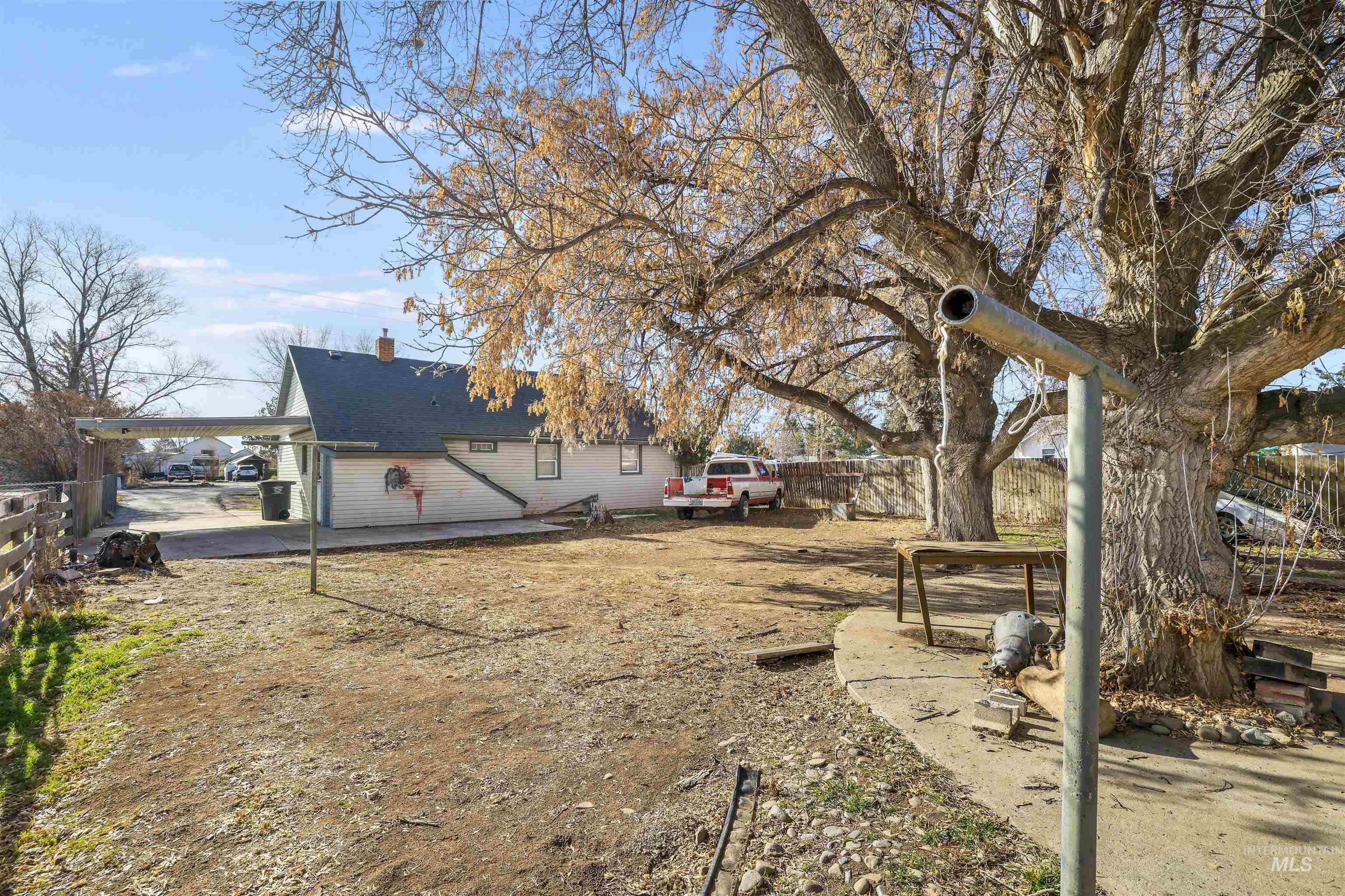 818 Center St. E, Kimberly, Idaho 83341, 2 Bedrooms, 1 Bathroom, Residential For Sale, Price $289,900,MLS 98973982