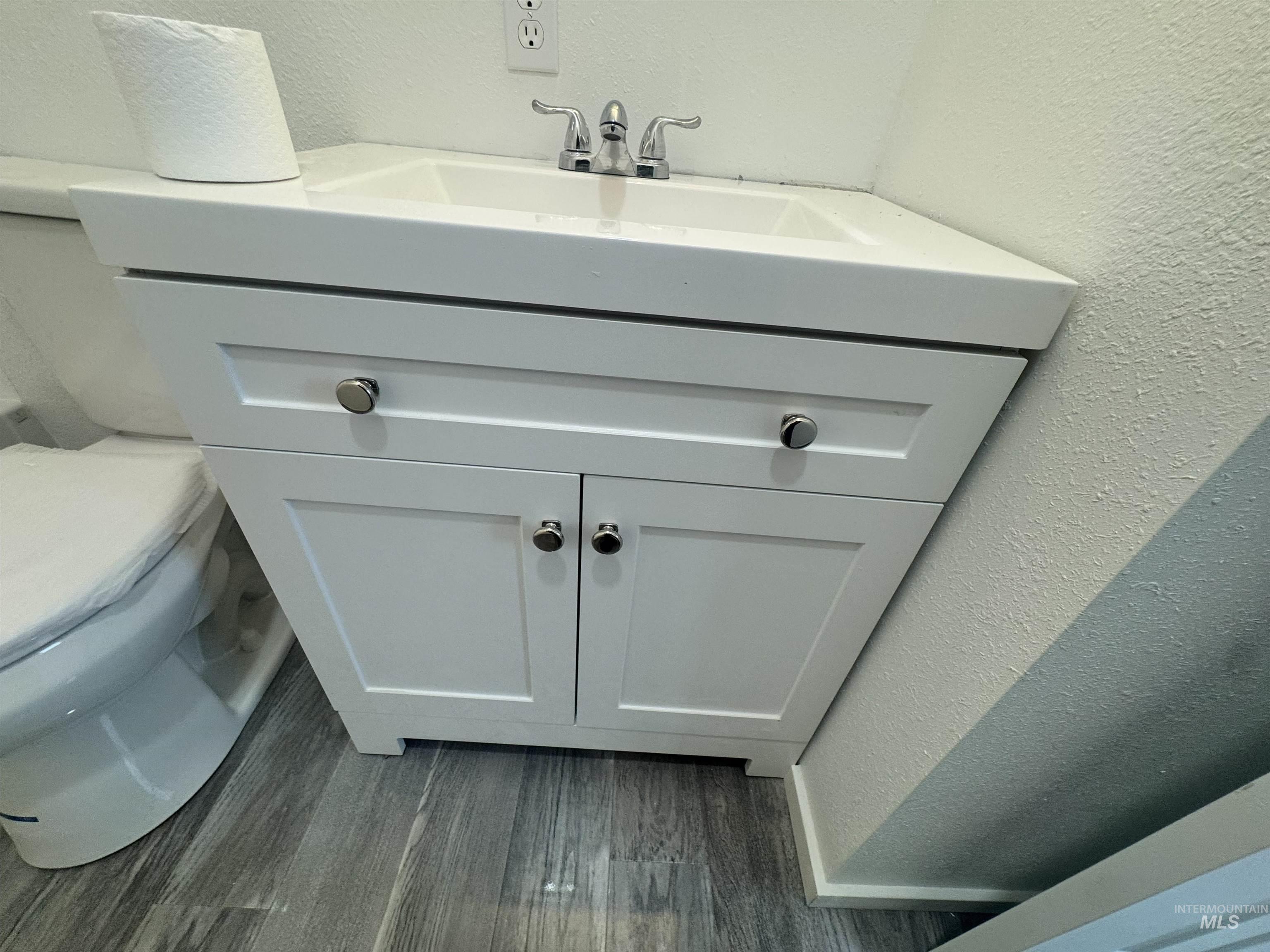 425 Mesquite, Boise, Idaho 83713, 3 Bedrooms, 2 Bathrooms, Residential For Sale, Price $64,990,MLS 98973984