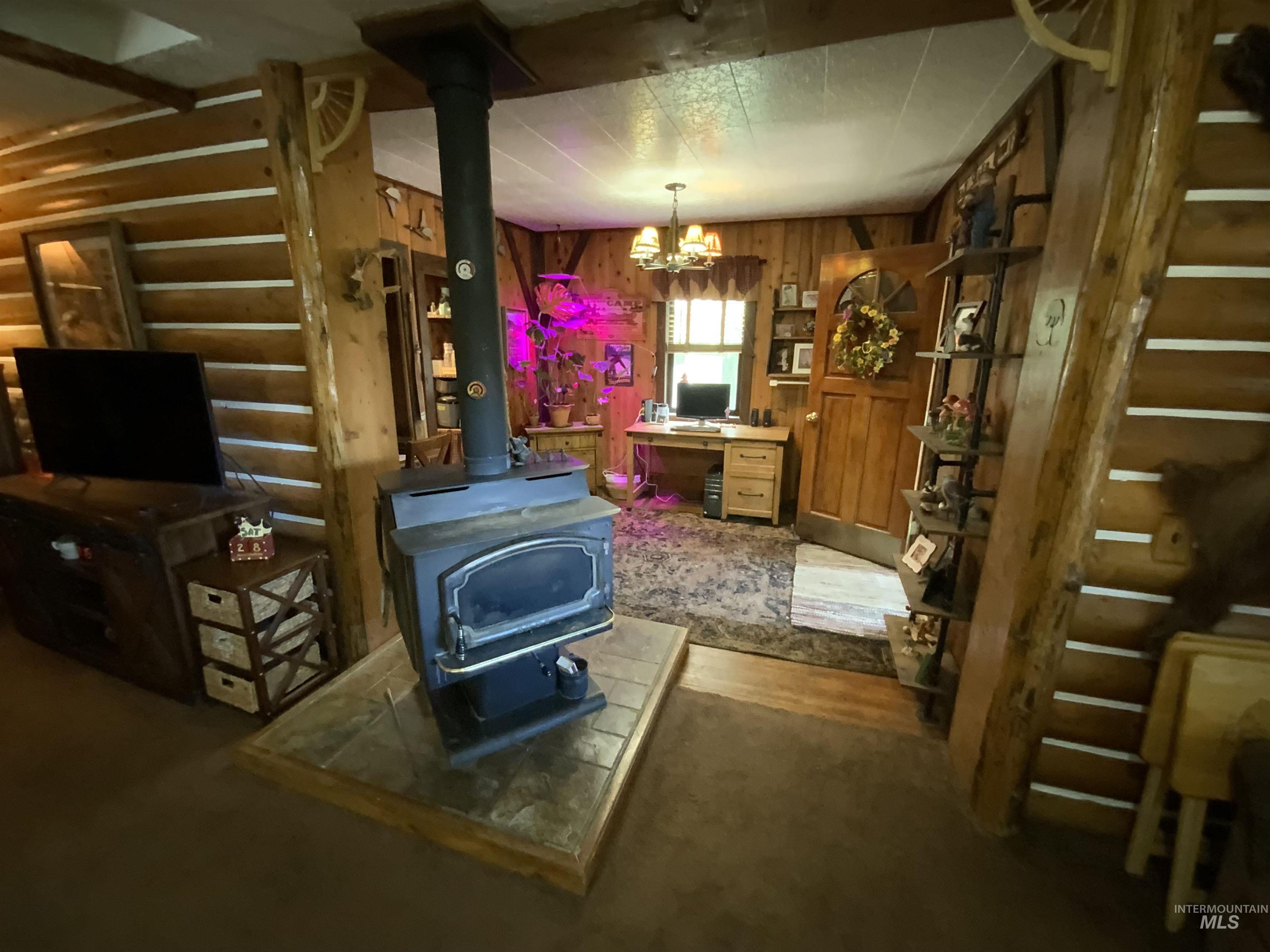 205 W Alturas Ave, Fairfield, Idaho 83327, 2 Bedrooms, 1 Bathroom, Residential For Sale, Price $269,950,MLS 98973986