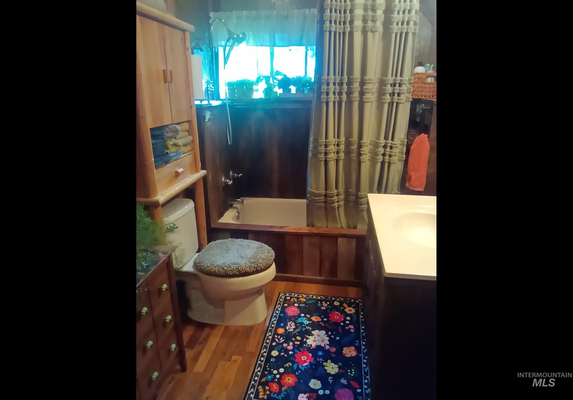 205 W Alturas Ave, Fairfield, Idaho 83327, 2 Bedrooms, 1 Bathroom, Residential For Sale, Price $269,950,MLS 98973986