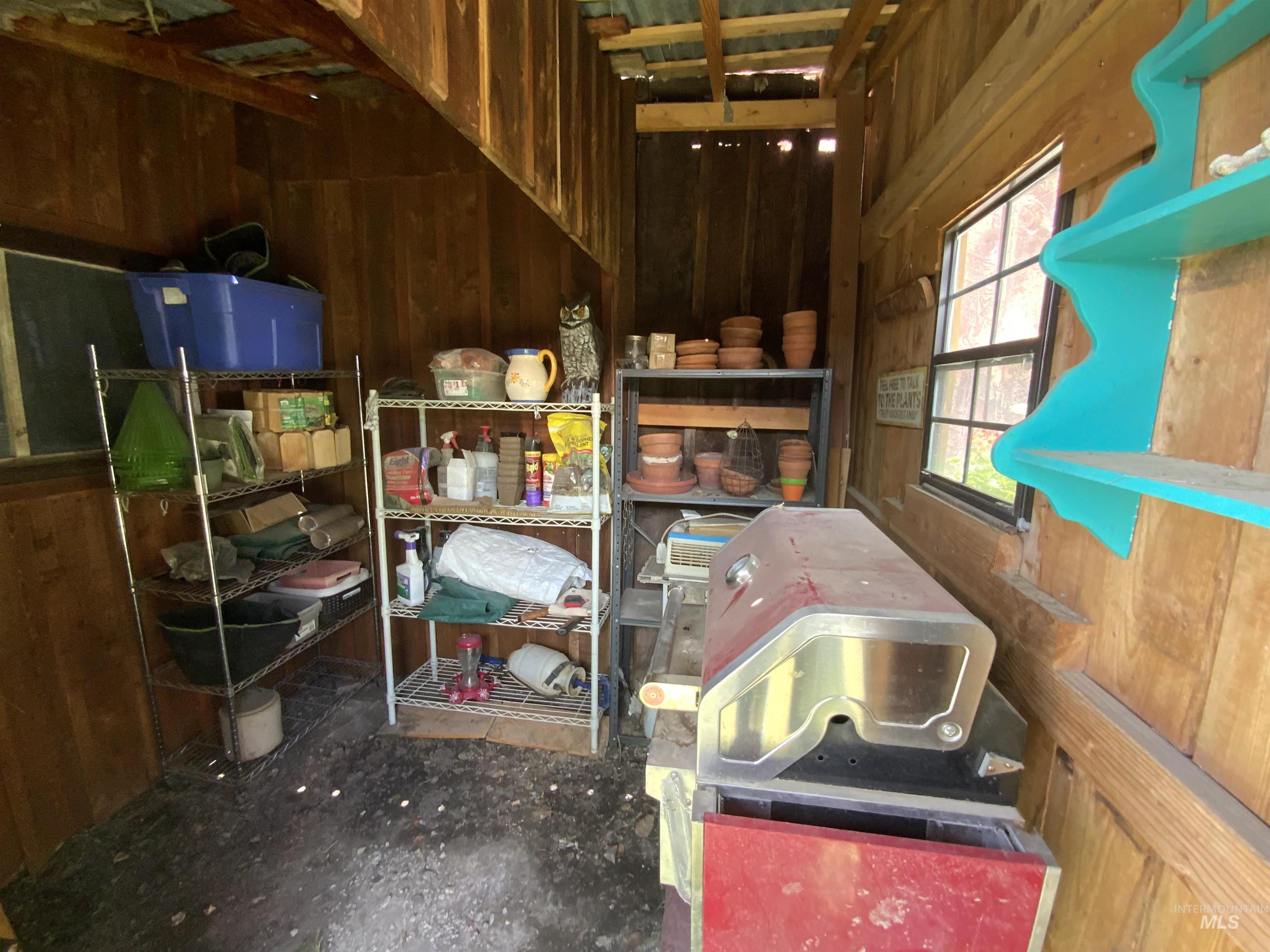 205 W Alturas Ave, Fairfield, Idaho 83327, 2 Bedrooms, 1 Bathroom, Residential For Sale, Price $269,950,MLS 98973986