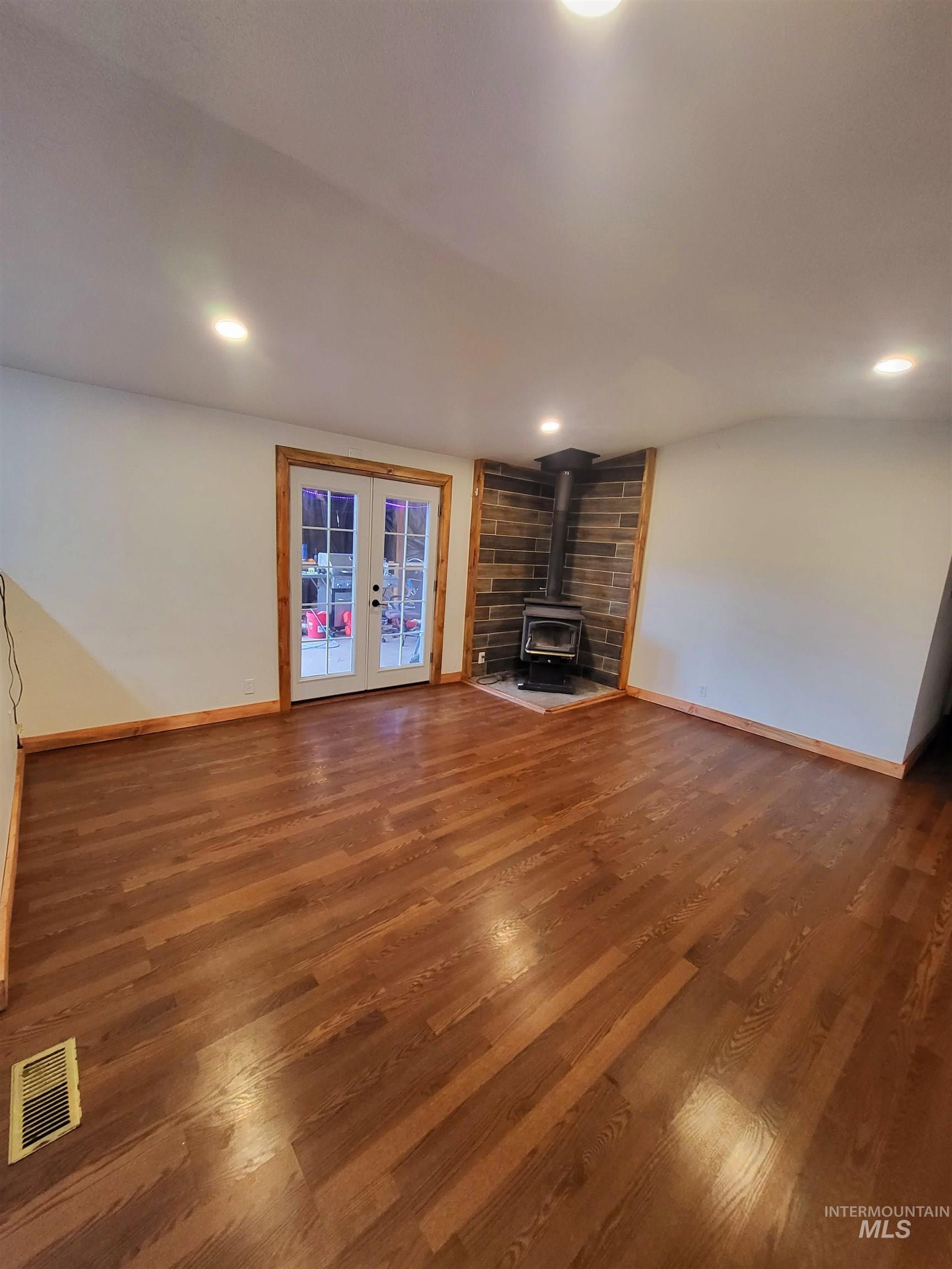 89 Waterfall Loop, Orofino, Idaho 83544, 3 Bedrooms, 2 Bathrooms, Residential For Sale, Price $85,000,MLS 98973987