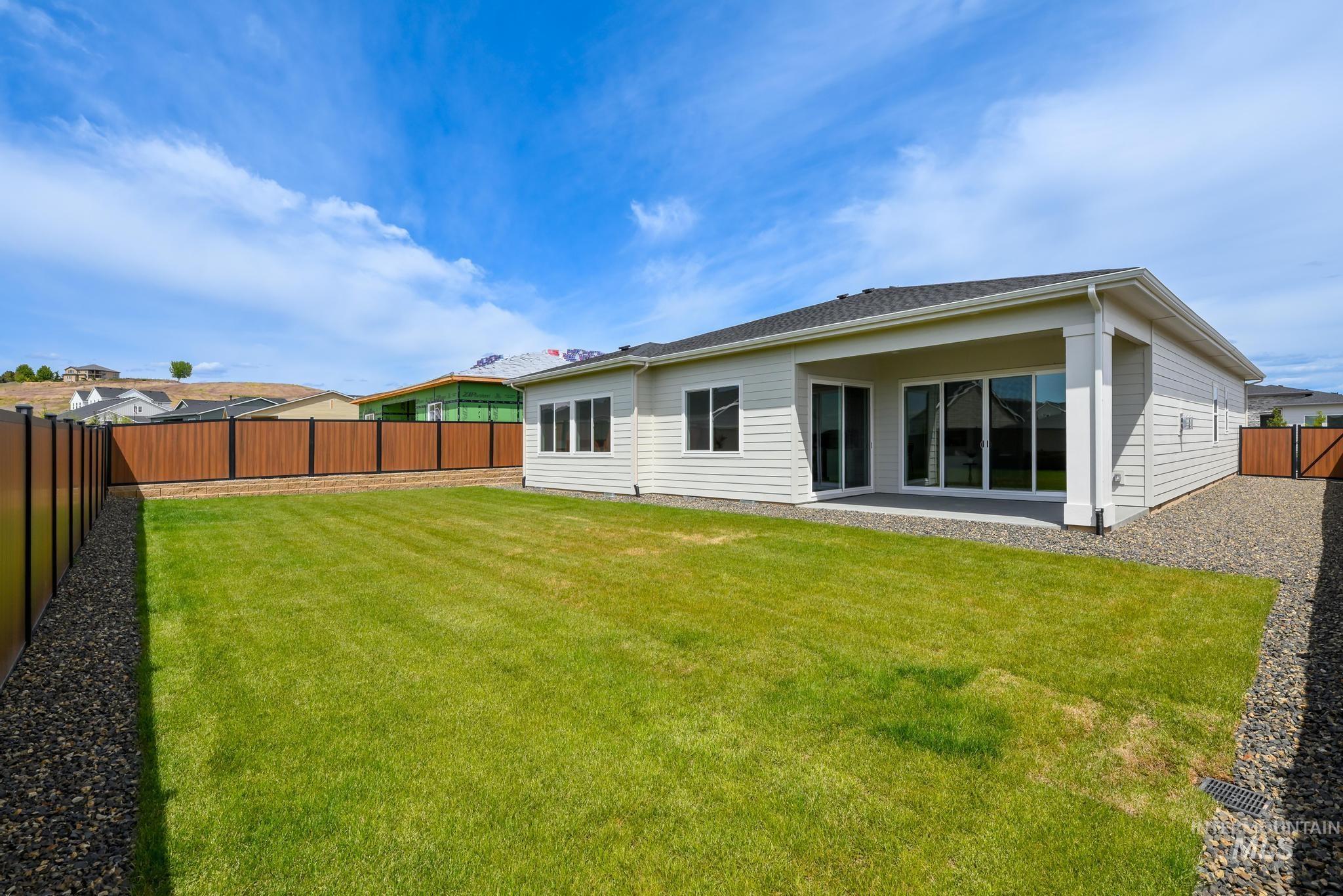 3745 Kelseyville Way, Star, Idaho 83669, 3 Bedrooms, 2.5 Bathrooms, Residential For Sale, Price $659,000,MLS 98973988