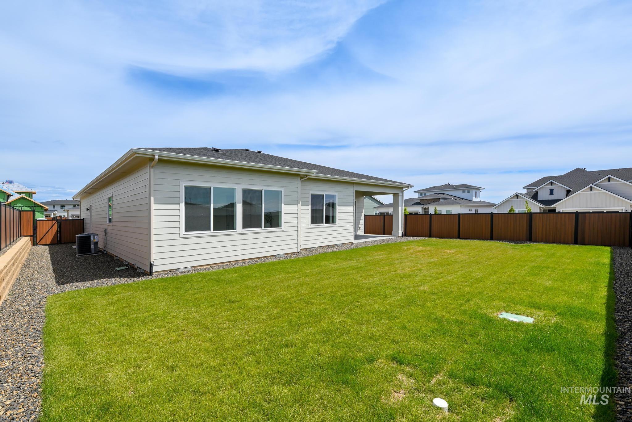 3745 Kelseyville Way, Star, Idaho 83669, 3 Bedrooms, 2.5 Bathrooms, Residential For Sale, Price $659,000,MLS 98973988