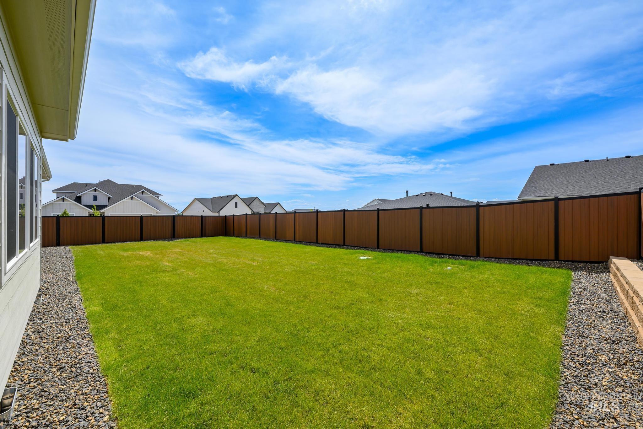 3745 Kelseyville Way, Star, Idaho 83669, 3 Bedrooms, 2.5 Bathrooms, Residential For Sale, Price $659,000,MLS 98973988