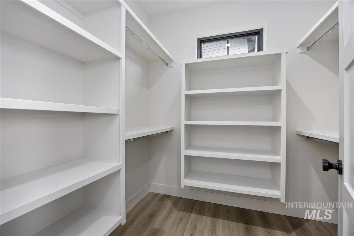 663 Canyon Crest Drive W, Twin Falls, Idaho 83301, 5 Bedrooms, 3.5 Bathrooms, Residential For Sale, Price $745,000,MLS 98973989