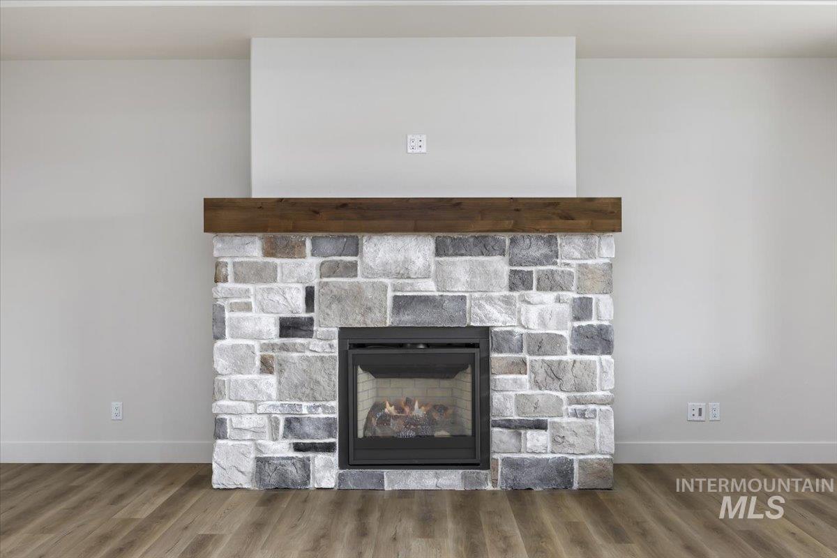 663 Canyon Crest Drive W, Twin Falls, Idaho 83301, 5 Bedrooms, 3.5 Bathrooms, Residential For Sale, Price $745,000,MLS 98973989