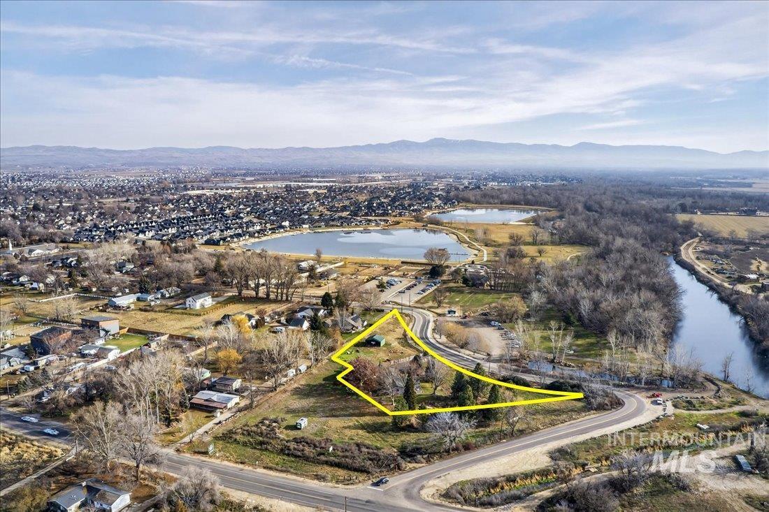 1015 S Main, Star, Idaho 83669, Business/Commercial For Sale, Price $2,150,000,MLS 98973991