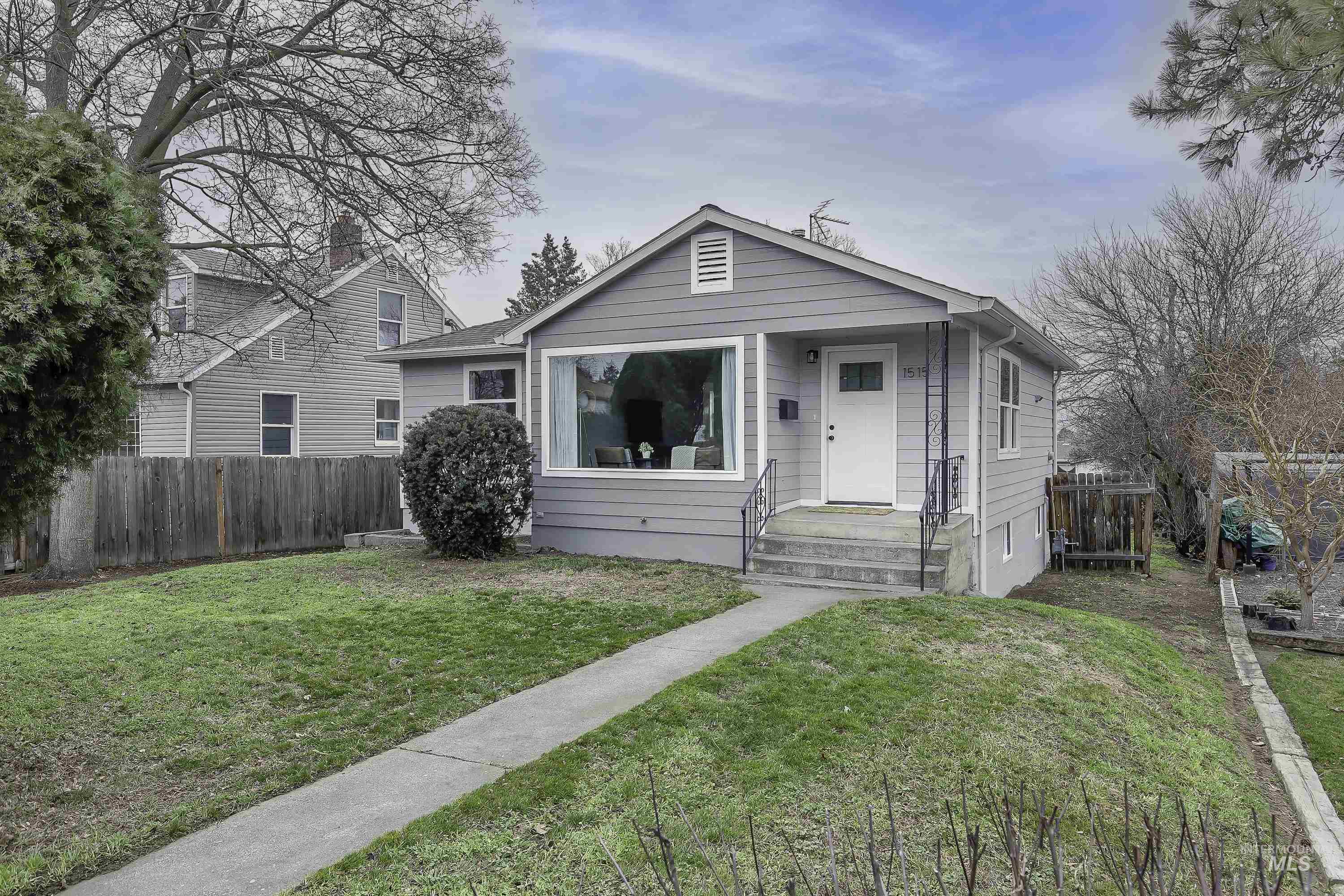 1515 16th Ave., Lewiston, Idaho 83501, 4 Bedrooms, 2 Bathrooms, Residential For Sale, Price $375,000,MLS 98973996