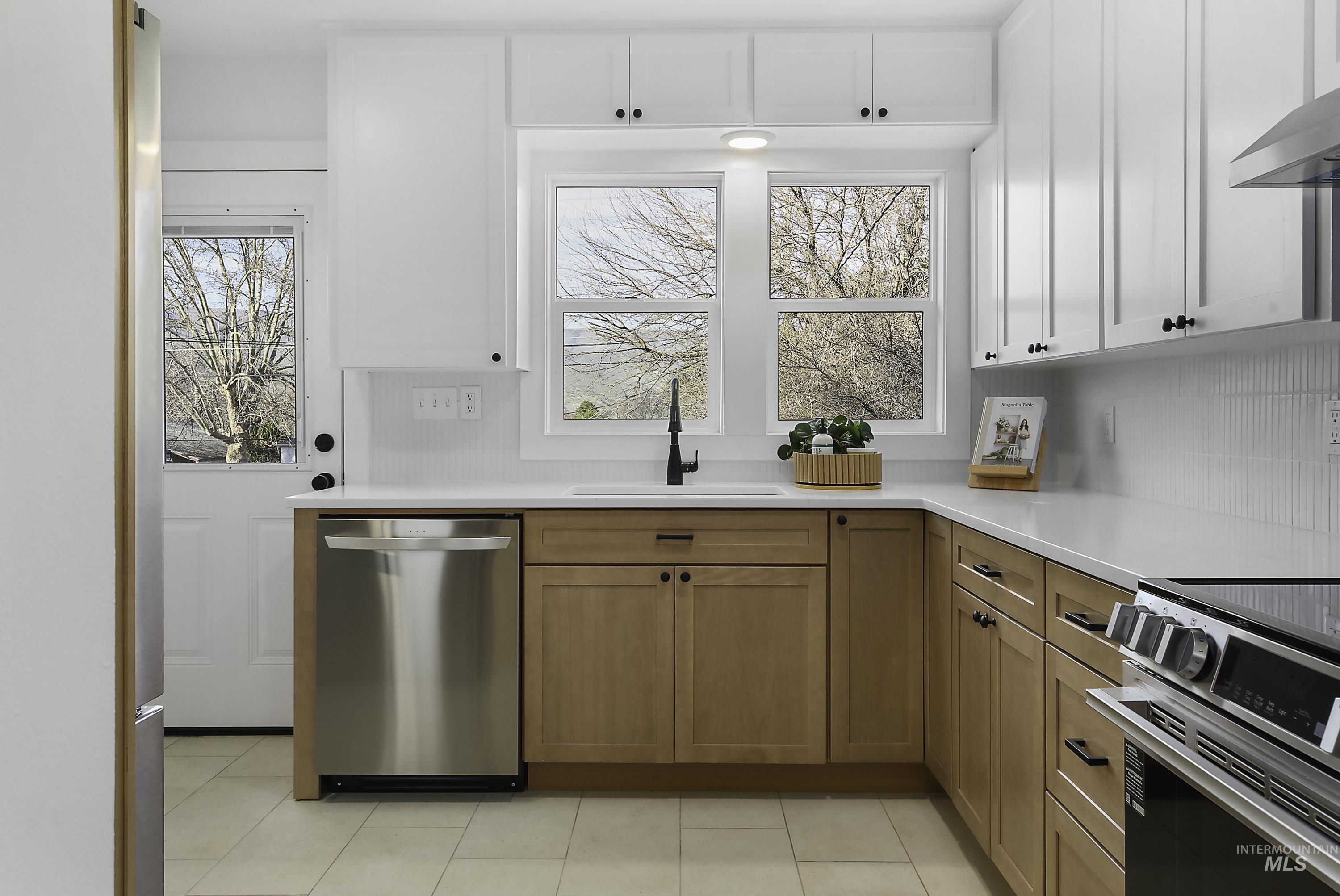 1515 16th Ave., Lewiston, Idaho 83501, 4 Bedrooms, 2 Bathrooms, Residential For Sale, Price $375,000,MLS 98973996