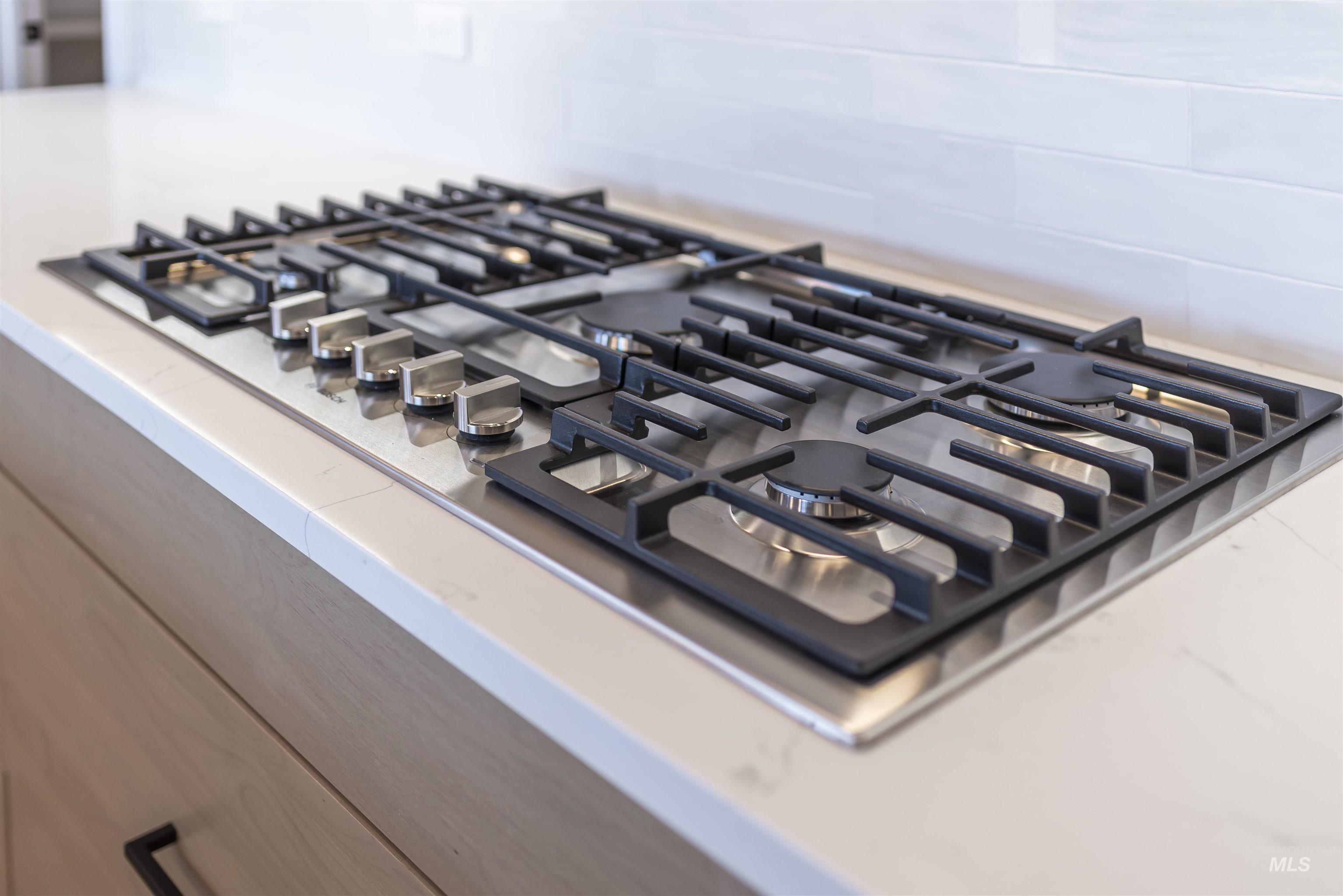 1338 W Ultar Dr, Nampa, Idaho 83686, 3 Bedrooms, 2 Bathrooms, Residential For Sale, Price $544,900,MLS 98974002