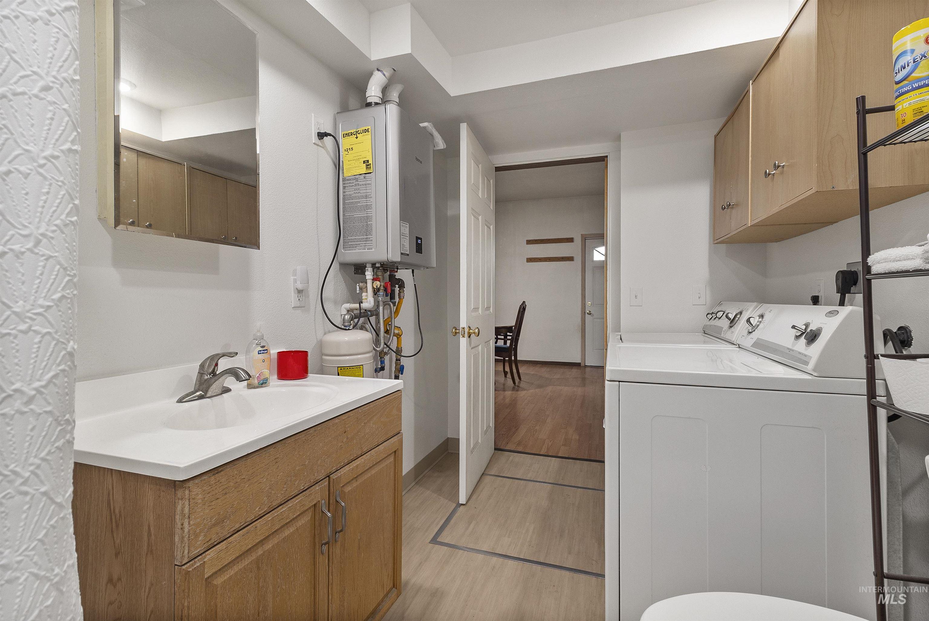 721 9th St., Clarkston, Washington 99403, 3 Bedrooms, 2 Bathrooms, Residential For Sale, Price $250,000,MLS 98974003