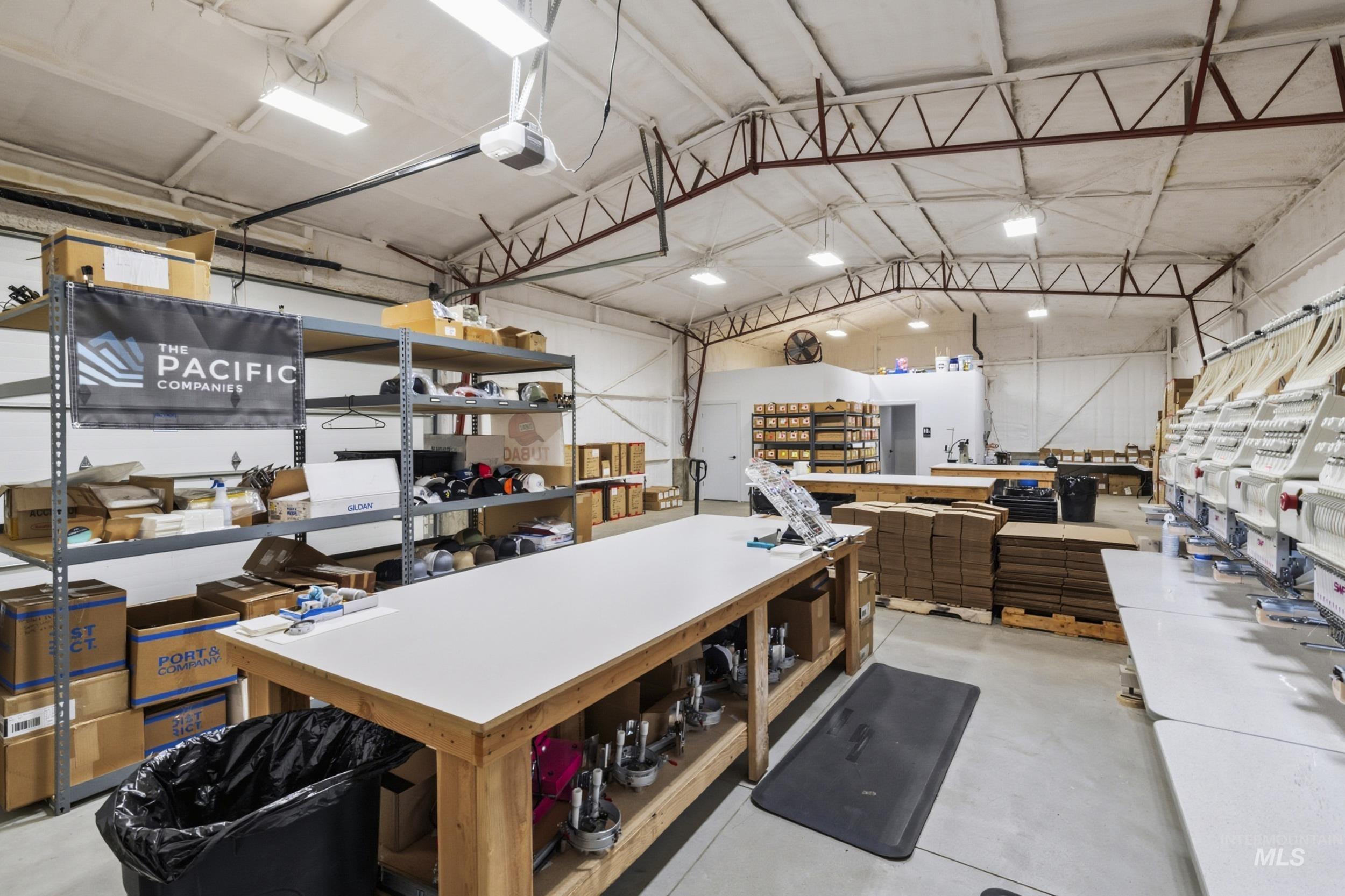 8829 Lake Shore Drive, Nampa, Idaho 83686, Business/Commercial For Sale, Price $525,000,MLS 98974005