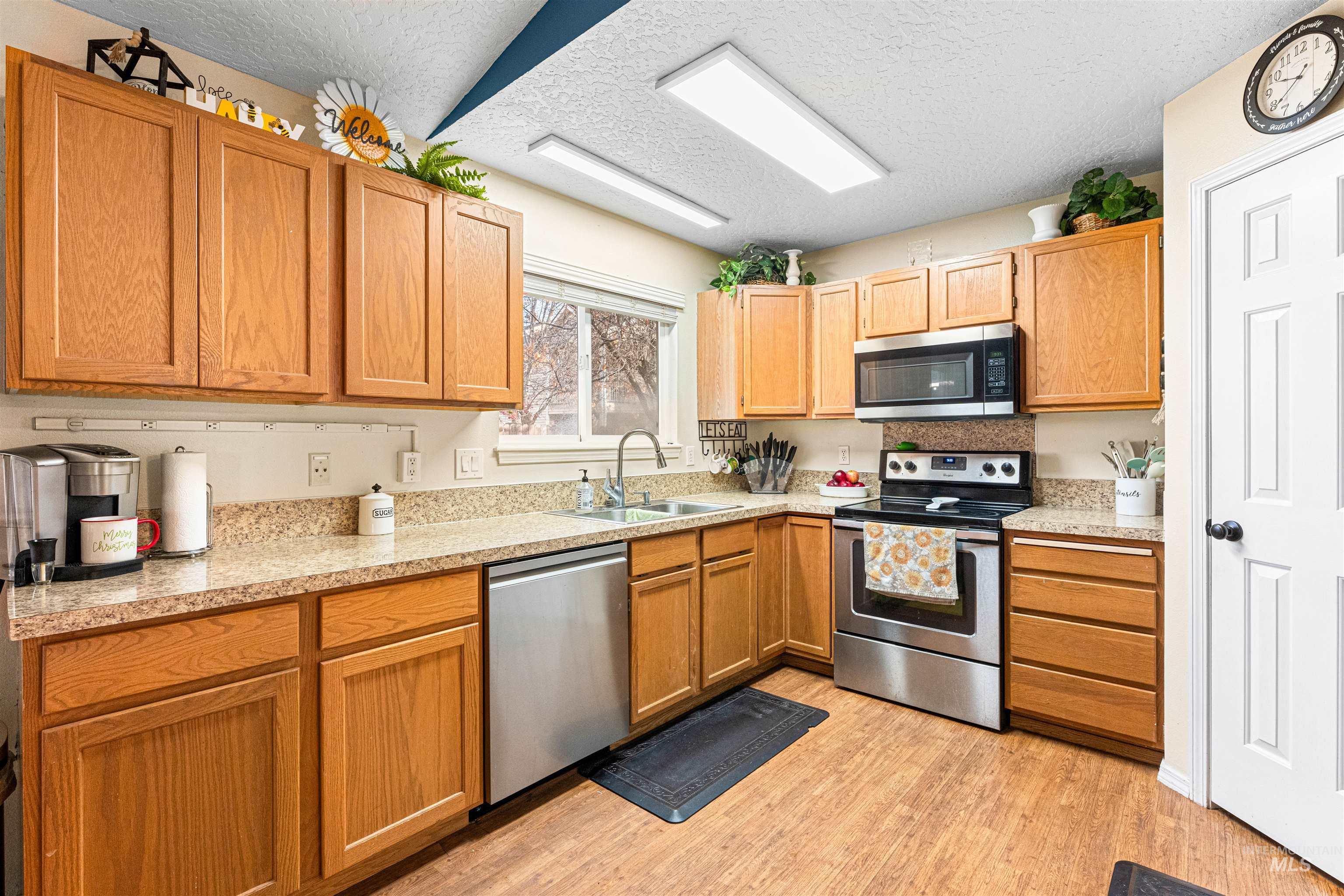 716 E Maryland, Nampa, Idaho 83686, 2 Bedrooms, 1 Bathroom, Residential For Sale, Price $285,000,MLS 98974009