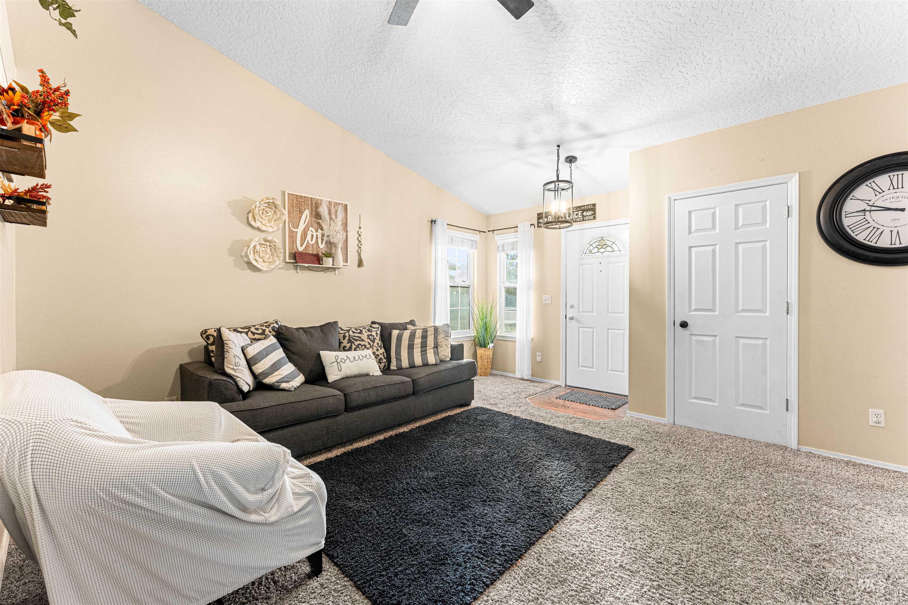 716 E Maryland, Nampa, Idaho 83686, 2 Bedrooms, 1 Bathroom, Residential For Sale, Price $285,000,MLS 98974009