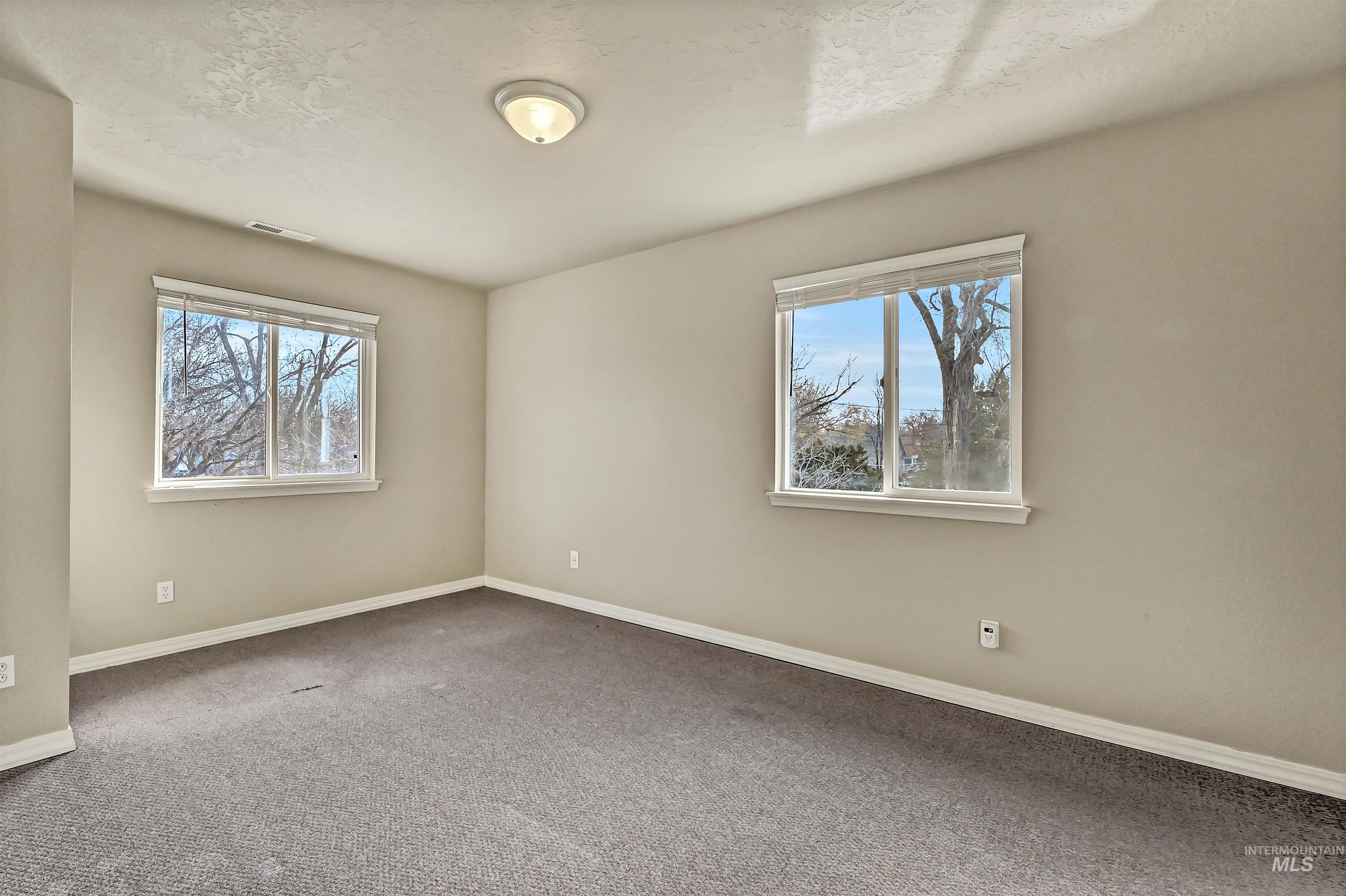 742 E State St, Boise, Idaho 83712, 3 Bedrooms, 2 Bathrooms, Residential For Sale, Price $724,000,MLS 98974012