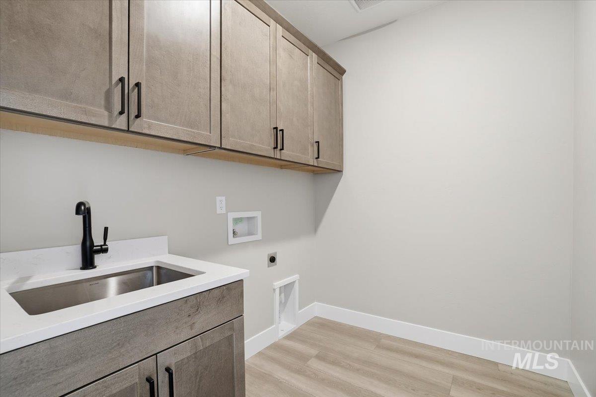 2531 E Skokie St, Eagle, Idaho 83616, 3 Bedrooms, 3.5 Bathrooms, Residential For Sale, Price $849,990,MLS 98974014