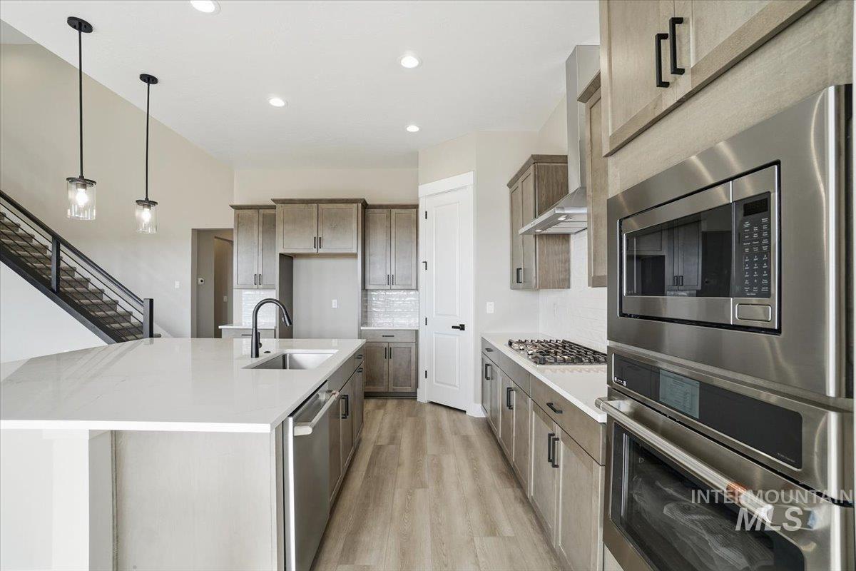 2531 E Skokie St, Eagle, Idaho 83616, 3 Bedrooms, 3.5 Bathrooms, Residential For Sale, Price $849,990,MLS 98974014