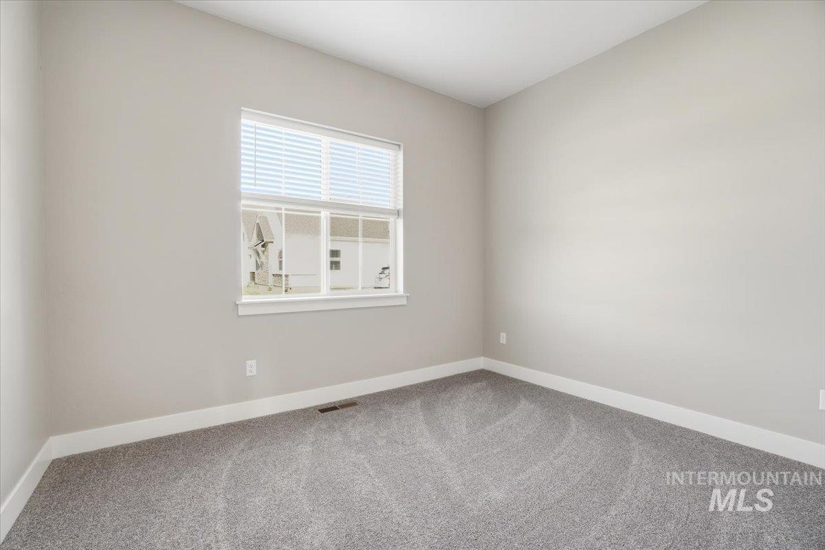 834 N Falling Water Way, Eagle, Idaho 83616, 3 Bedrooms, 3.5 Bathrooms, Residential For Sale, Price $839,990,MLS 98974015