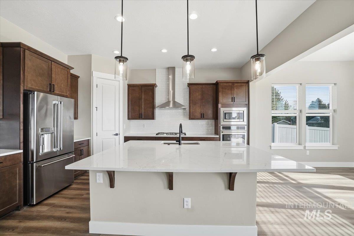 834 N Falling Water Way, Eagle, Idaho 83616, 3 Bedrooms, 3.5 Bathrooms, Residential For Sale, Price $839,990,MLS 98974015