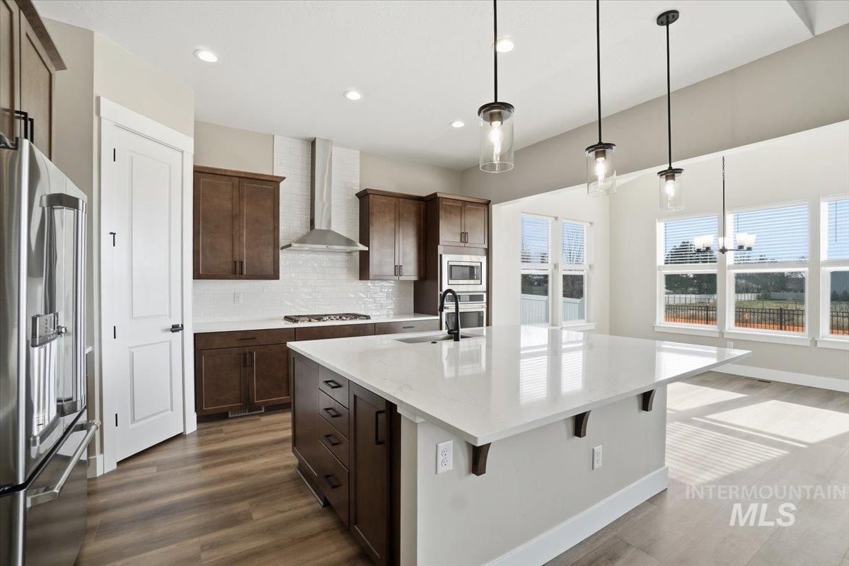 834 N Falling Water Way, Eagle, Idaho 83616, 3 Bedrooms, 3.5 Bathrooms, Residential For Sale, Price $839,990,MLS 98974015