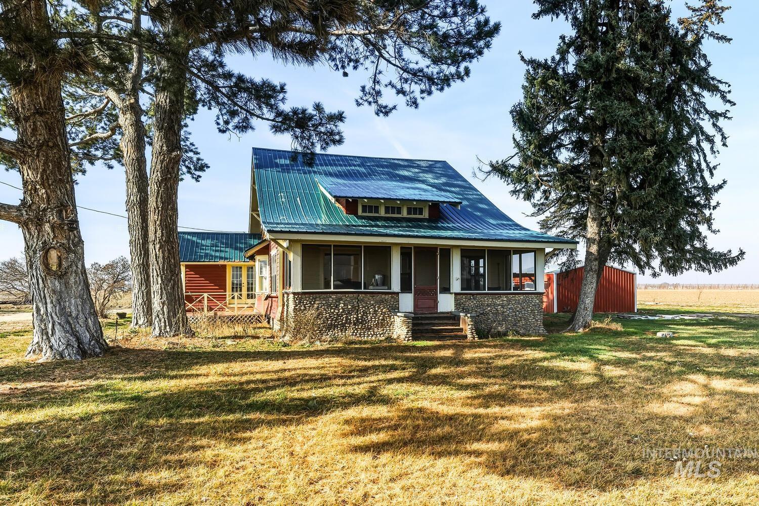 22573 Travis Road, Wilder, Idaho 83676, 3 Bedrooms, 1 Bathroom, Residential For Sale, Price $575,000,MLS 98974016
