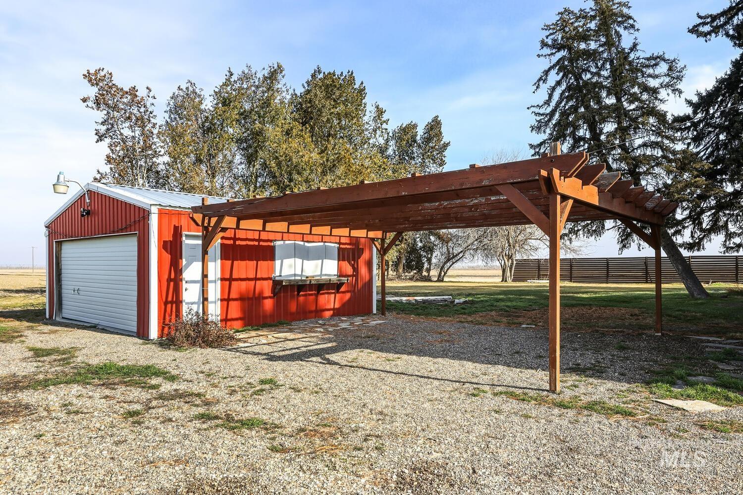 22573 Travis Road, Wilder, Idaho 83676, 3 Bedrooms, 1 Bathroom, Residential For Sale, Price $575,000,MLS 98974016