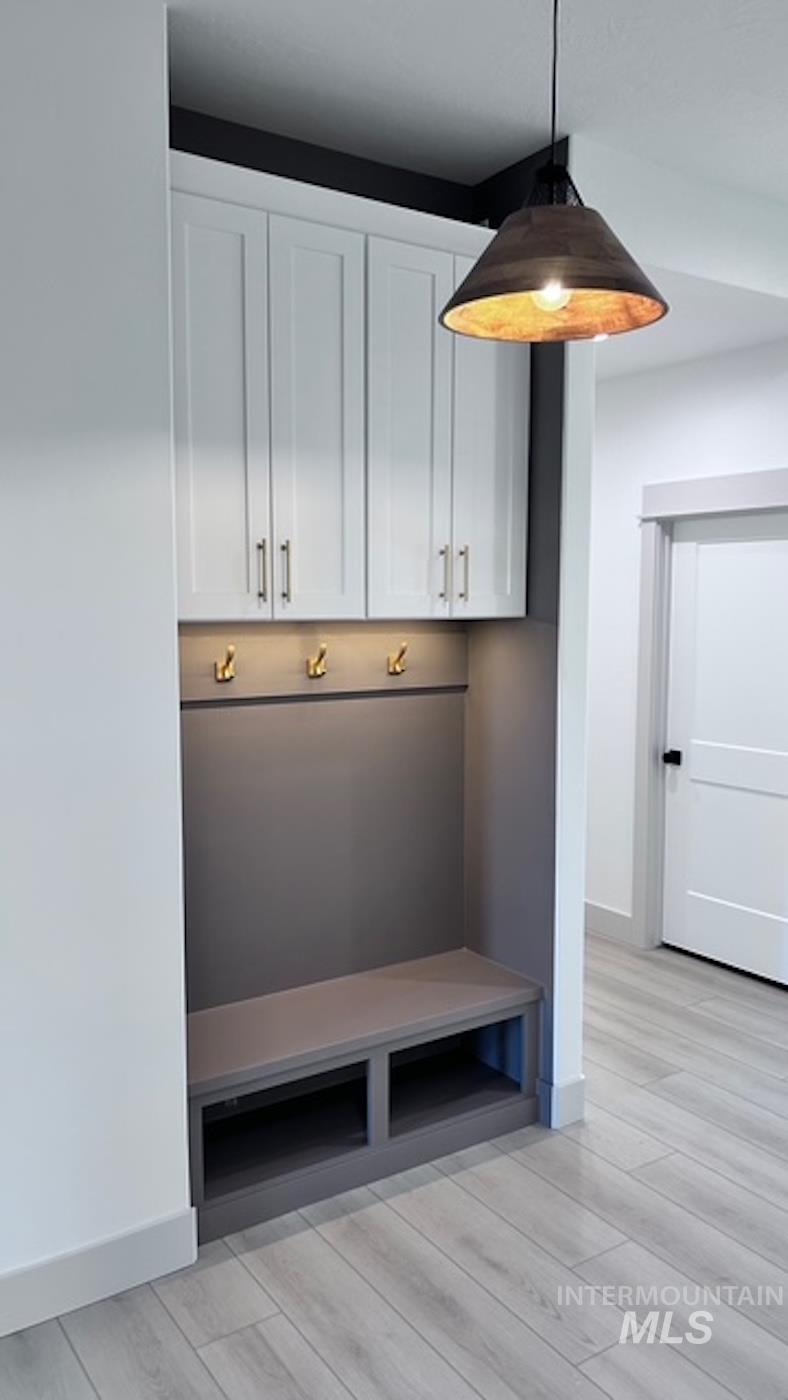 442 E Elaine Ct, Nampa, Idaho 83686, 3 Bedrooms, 2.5 Bathrooms, Residential For Sale, Price $699,900,MLS 98974019