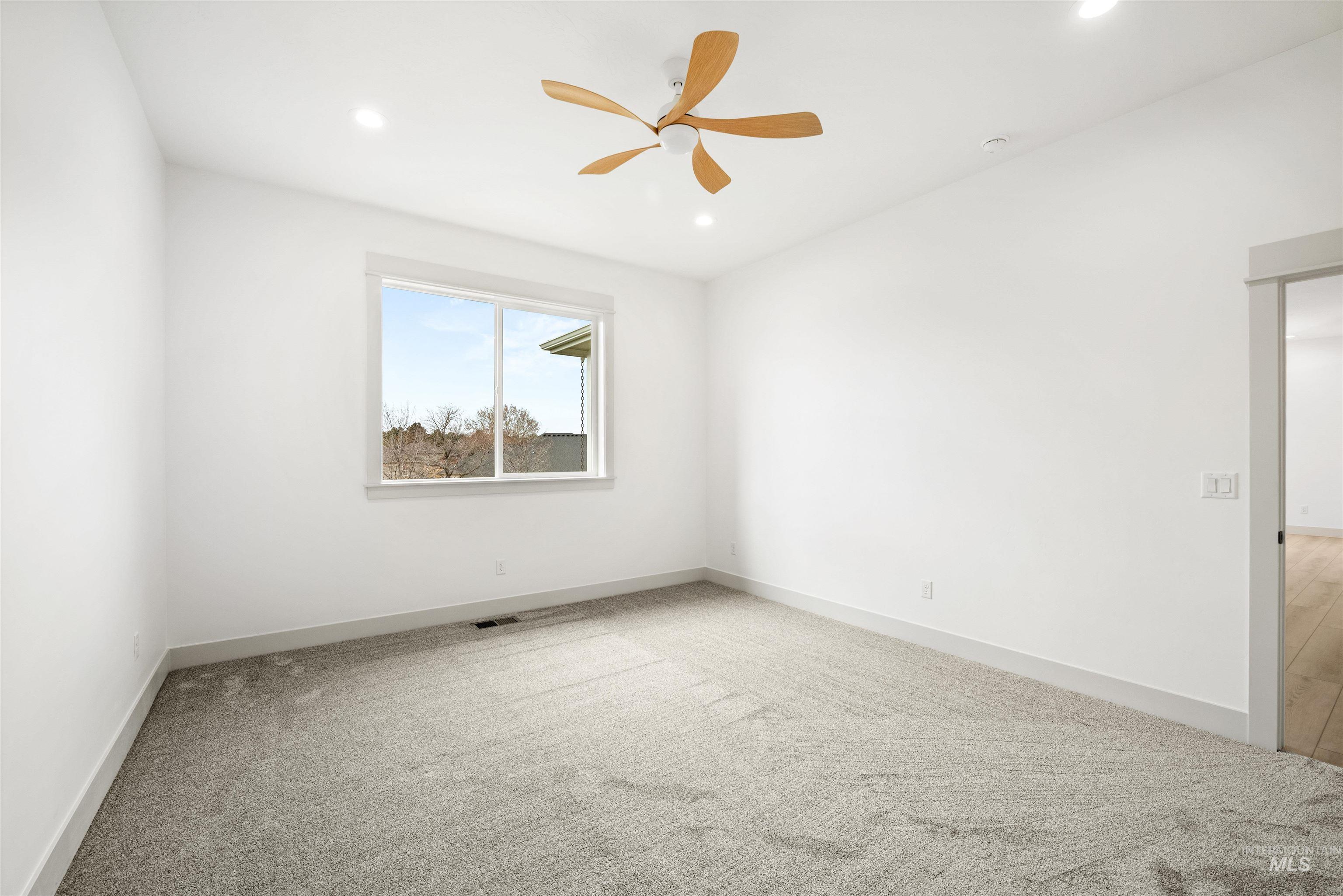 442 E Elaine Ct, Nampa, Idaho 83686, 3 Bedrooms, 2.5 Bathrooms, Residential For Sale, Price $699,900,MLS 98974019