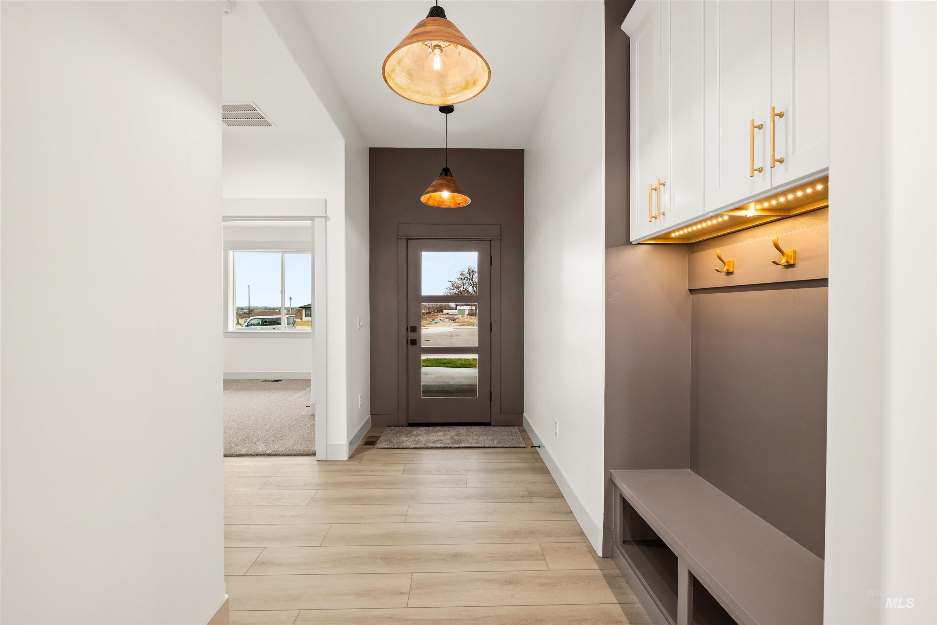 442 E Elaine Ct, Nampa, Idaho 83686, 3 Bedrooms, 2.5 Bathrooms, Residential For Sale, Price $699,900,MLS 98974019