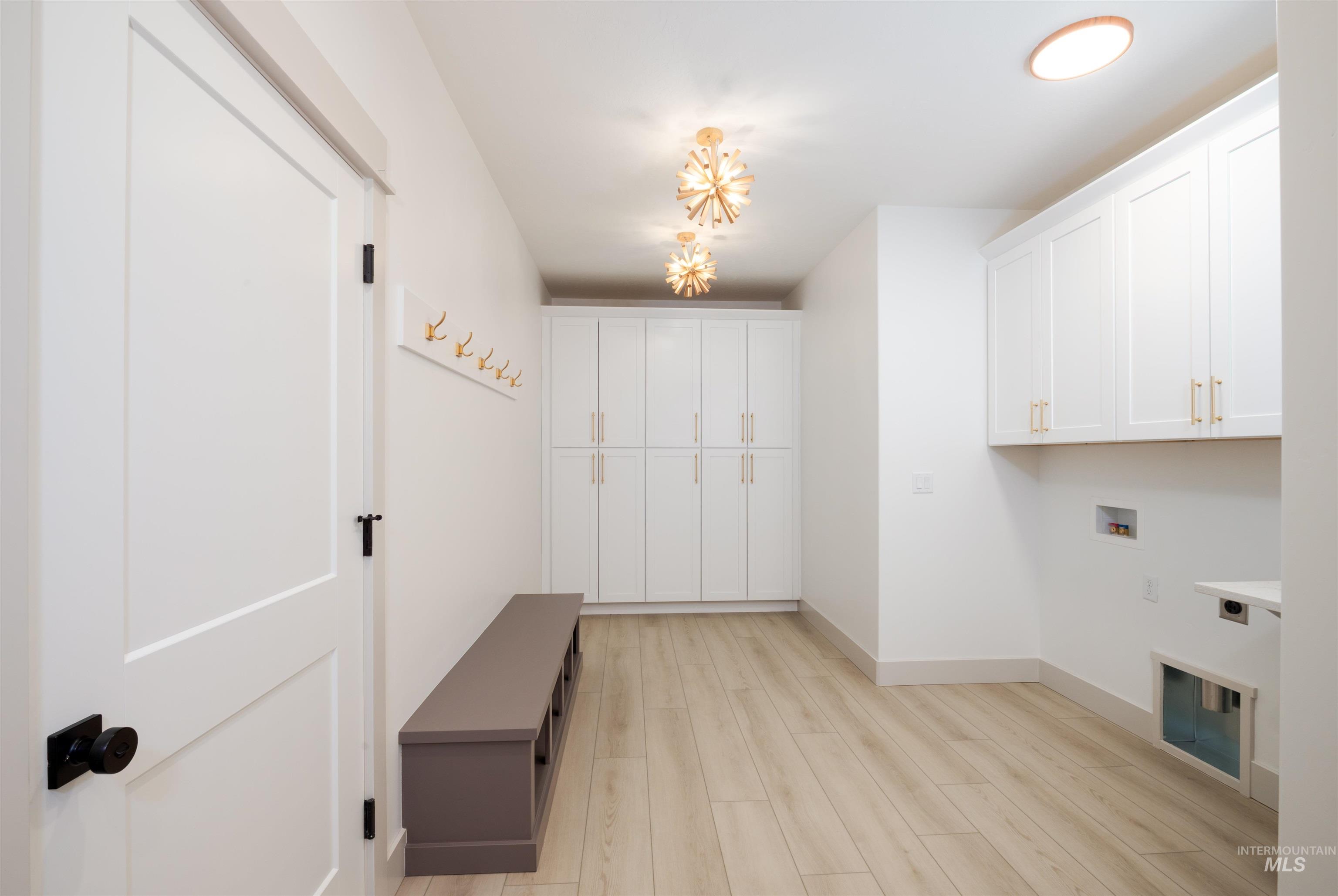 442 E Elaine Ct, Nampa, Idaho 83686, 3 Bedrooms, 2.5 Bathrooms, Residential For Sale, Price $699,900,MLS 98974019