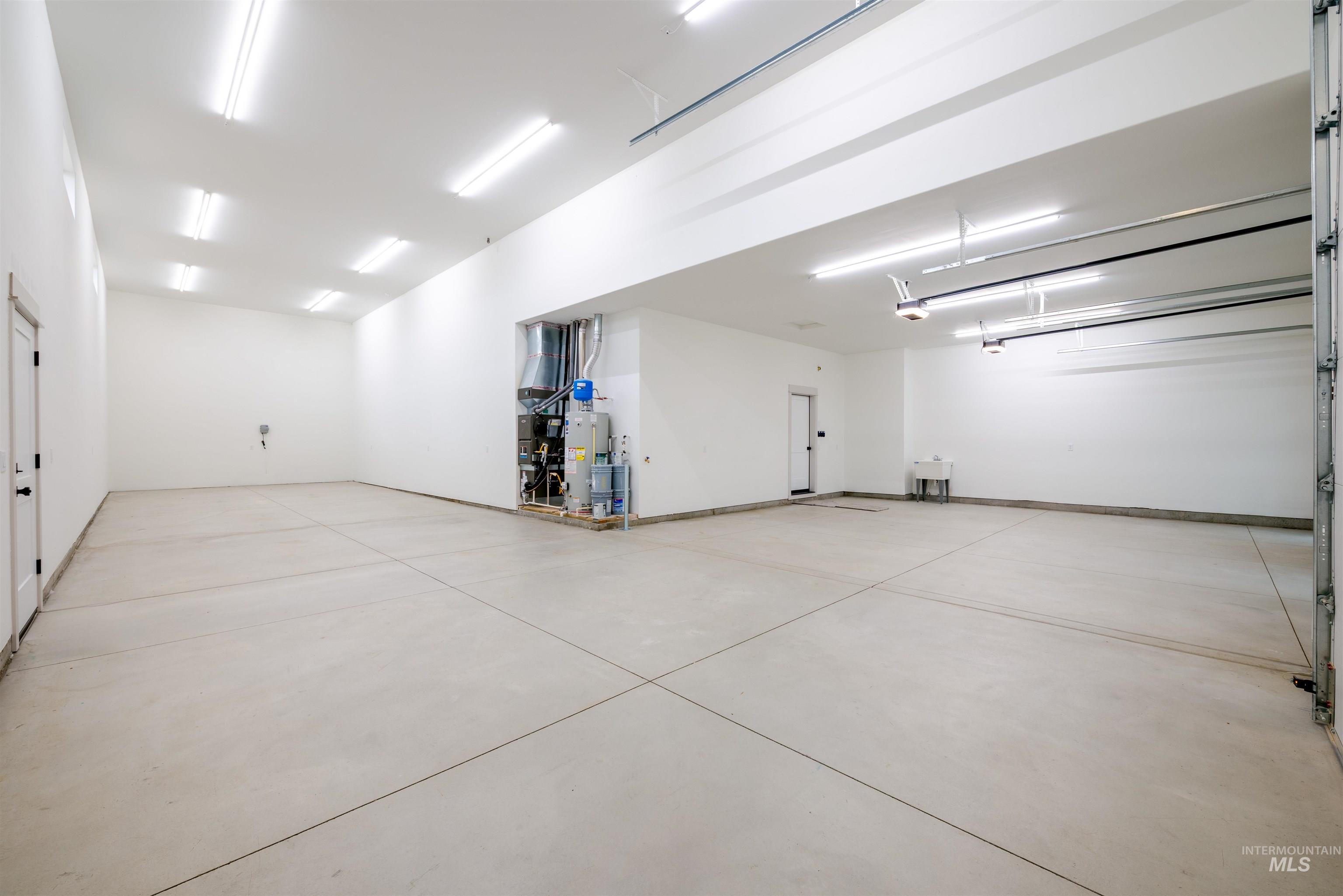 442 E Elaine Ct, Nampa, Idaho 83686, 3 Bedrooms, 2.5 Bathrooms, Residential For Sale, Price $699,900,MLS 98974019