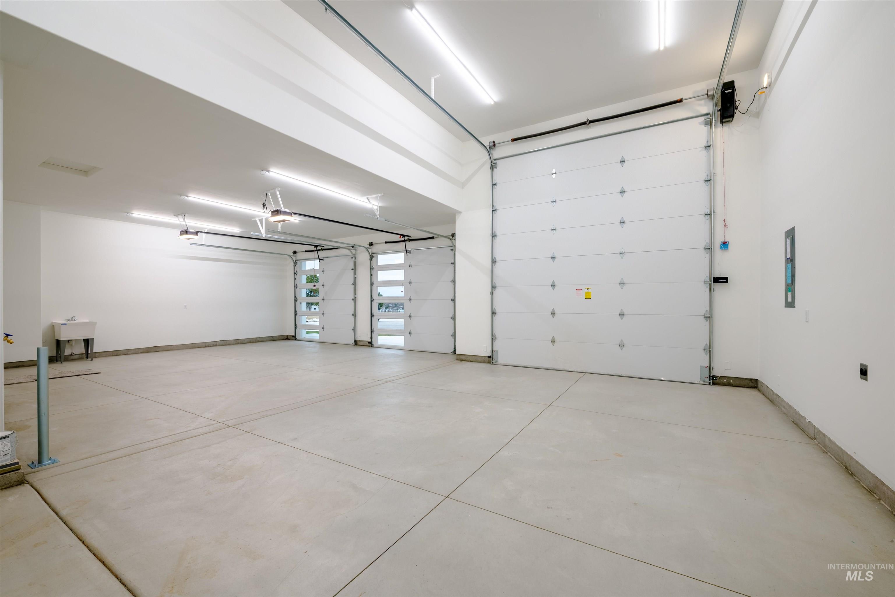 442 E Elaine Ct, Nampa, Idaho 83686, 3 Bedrooms, 2.5 Bathrooms, Residential For Sale, Price $699,900,MLS 98974019