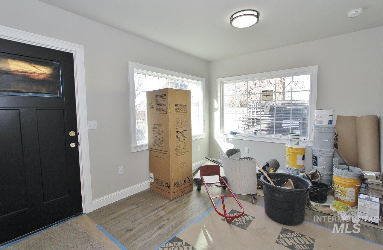 121 NW 2nd St, Ontario, Oregon 97914, 4 Bedrooms, 2.5 Bathrooms, Residential For Sale, Price $420,000,MLS 98974020