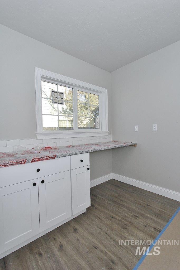 121 NW 2nd St, Ontario, Oregon 97914, 4 Bedrooms, 2.5 Bathrooms, Residential For Sale, Price $420,000,MLS 98974020