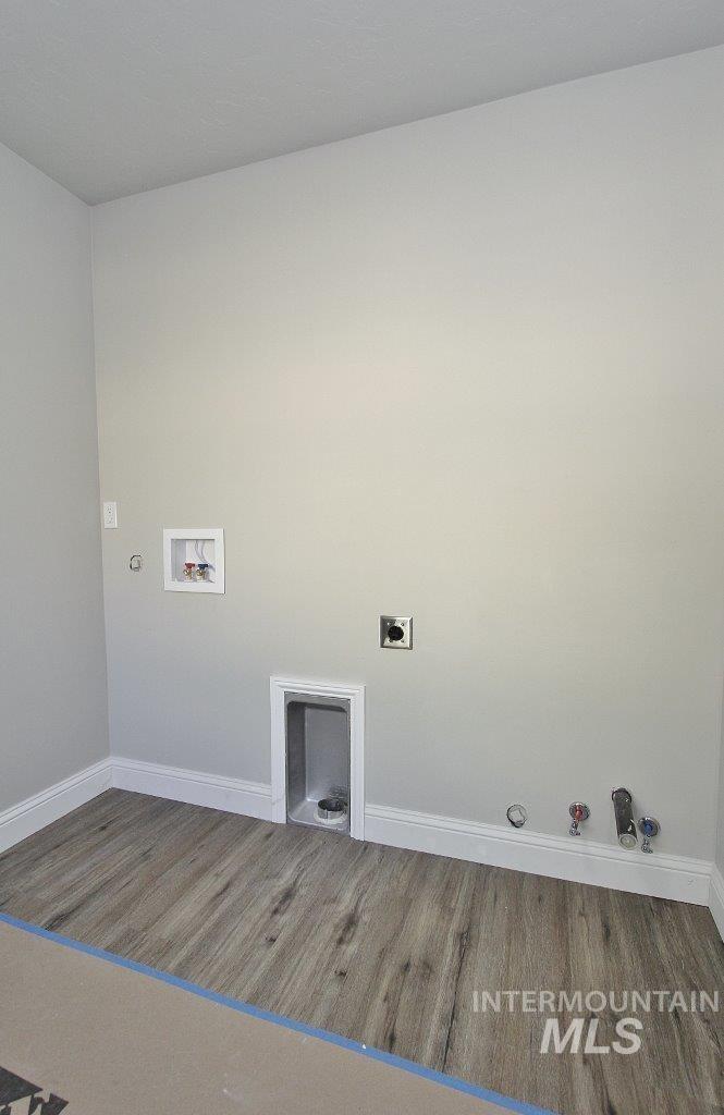 121 NW 2nd St, Ontario, Oregon 97914, 4 Bedrooms, 2.5 Bathrooms, Residential For Sale, Price $420,000,MLS 98974020