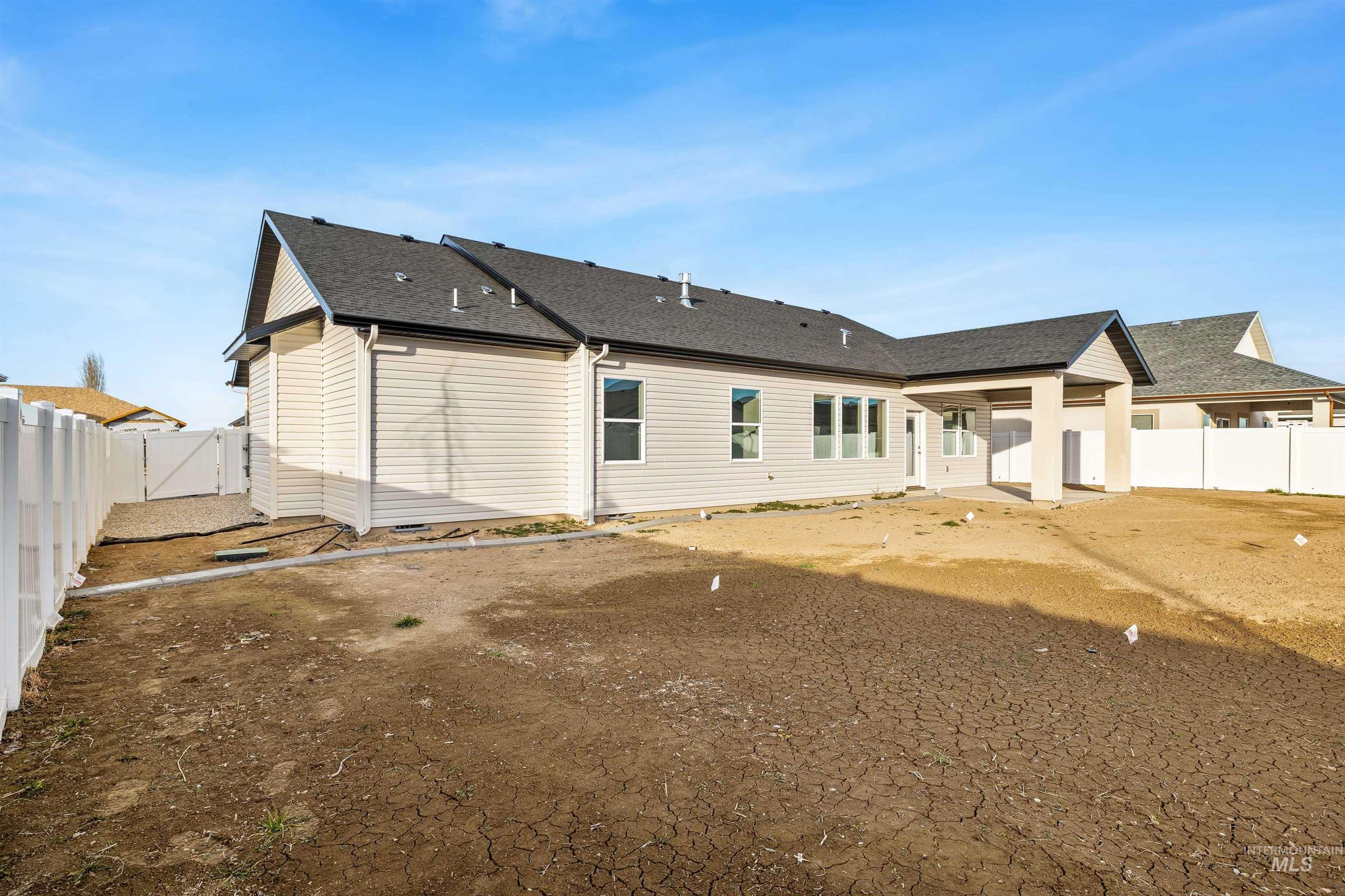 1025 Northridge Way, Kimberly, Idaho 83341-1844, 4 Bedrooms, 2 Bathrooms, Residential For Sale, Price $495,000,MLS 98974025