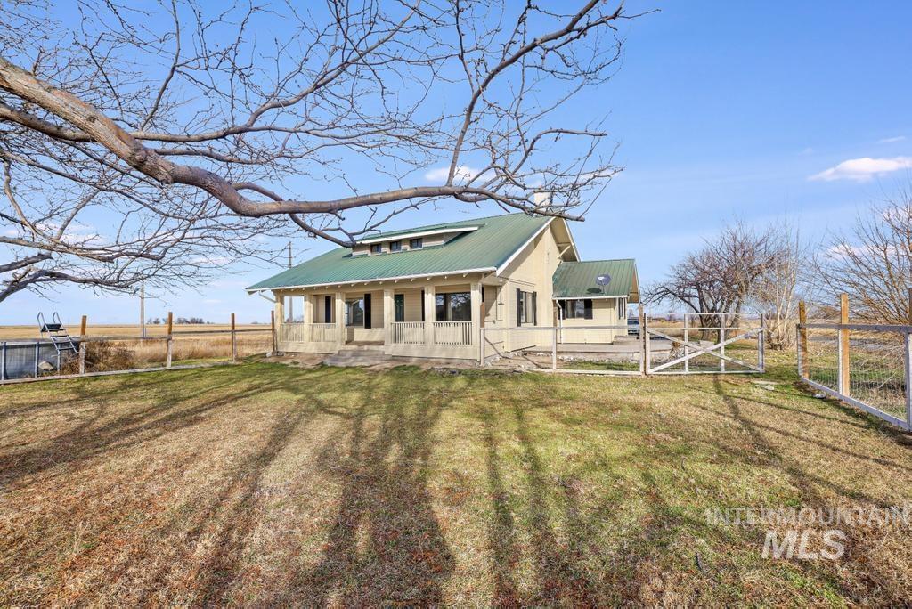 176 HWY 74, Twin Falls, Idaho 83301, 4 Bedrooms, 2 Bathrooms, Residential For Sale, Price $498,000,MLS 98974026