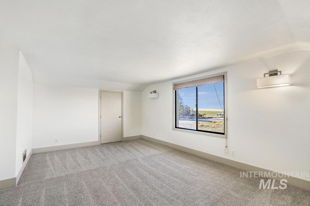 176 HWY 74, Twin Falls, Idaho 83301, 4 Bedrooms, 2 Bathrooms, Residential For Sale, Price $498,000,MLS 98974026