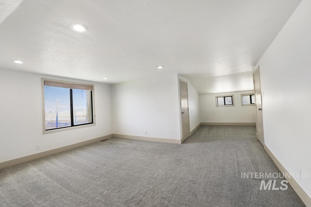 176 HWY 74, Twin Falls, Idaho 83301, 4 Bedrooms, 2 Bathrooms, Residential For Sale, Price $498,000,MLS 98974026